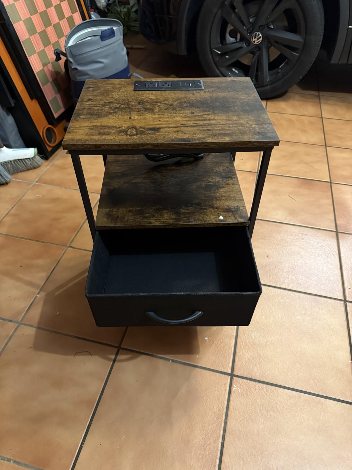 Huuger Nightstand with Charging Station, 27.6 Inch Bedside Table,Side Table customer photo 1