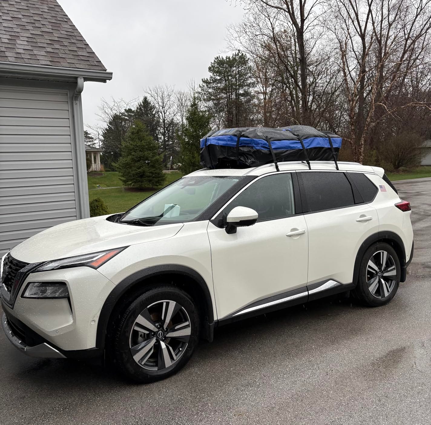 21 Cu Ft Car Rooftop Cargo Bag, Waterproof Soft Roof Top Luggage Carrier customer photo 1