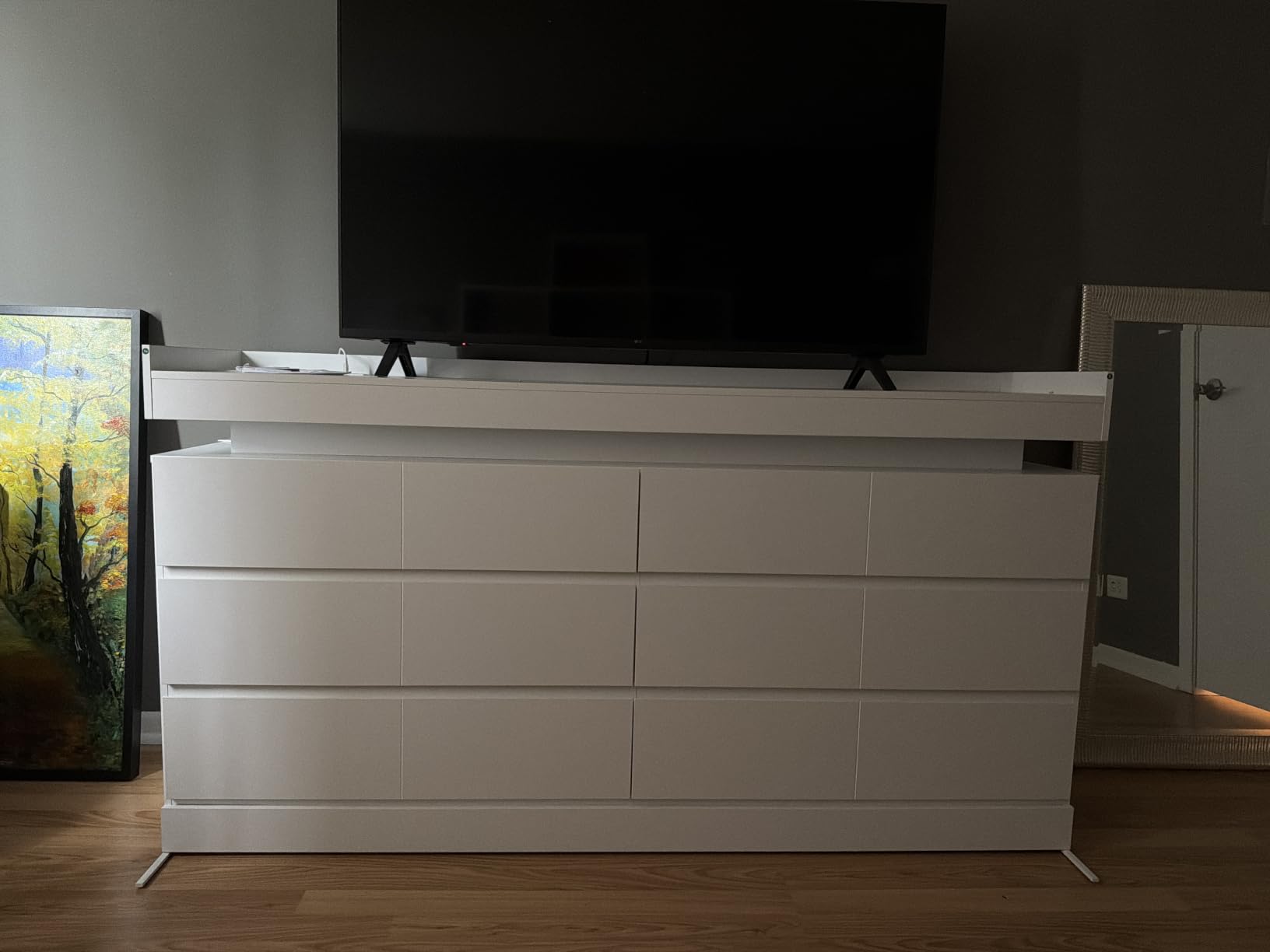 Gyfimoie 6 Drawer Dresser with Power Outlet, Dresser with LED Light customer photo 2