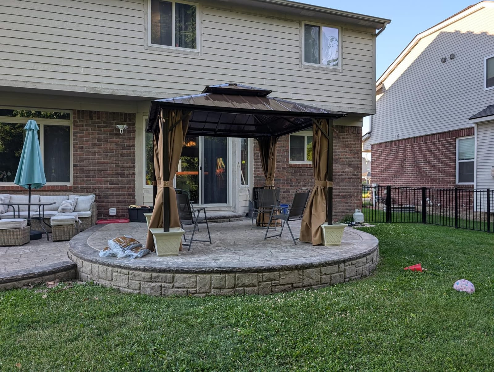 YOLENY 10' x 12' Hardtop Gazebo, Metal Gazebo with Aluminum Frame, Double Galvanized Steel Roof, Curtains and Netting Included, Pergolas for Patios, Garden, Parties, Lawns customer photo 2