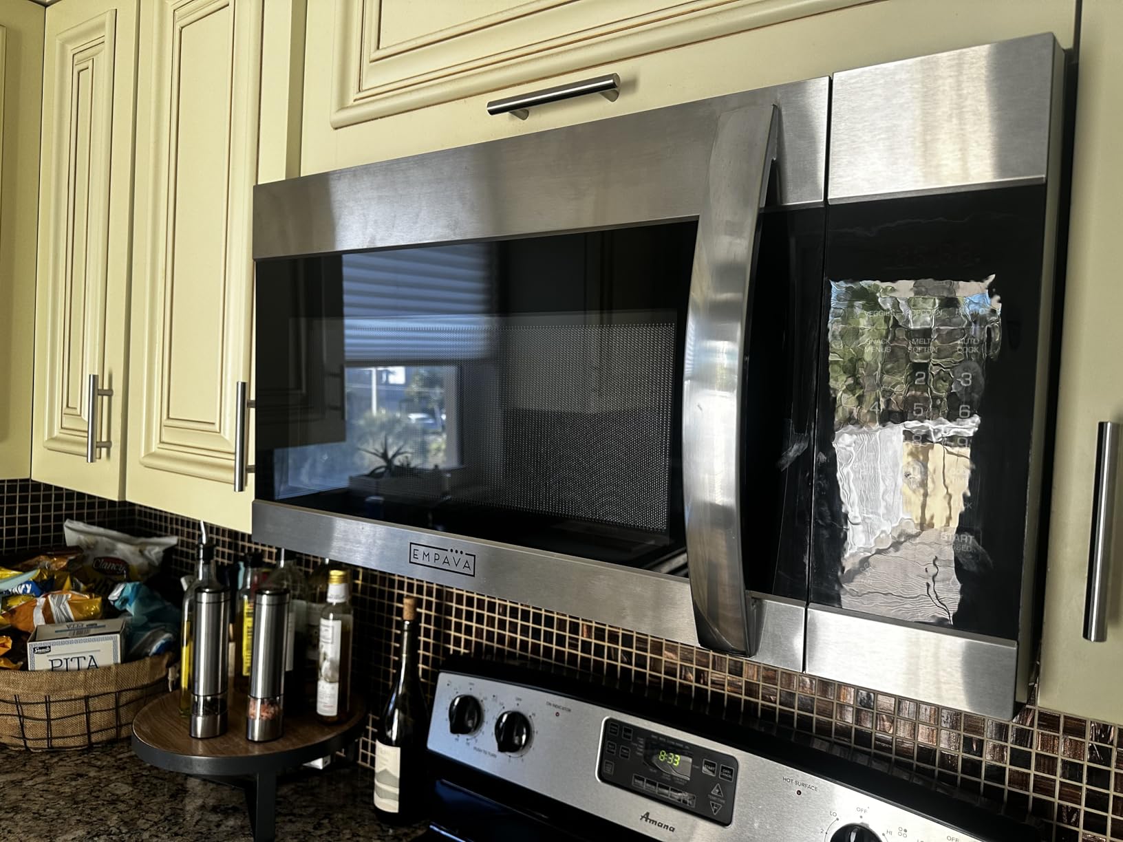 Empava 1.7 Cu.Ft. Over-the-Range Microwave, 1000W, Silver, EMPV-30OTR01 | Sensor cooking, auto menus, 2-speed 300 CFM venting fan, 10 power levels, turntable function, bright cooktop LED lighting customer photo 2
