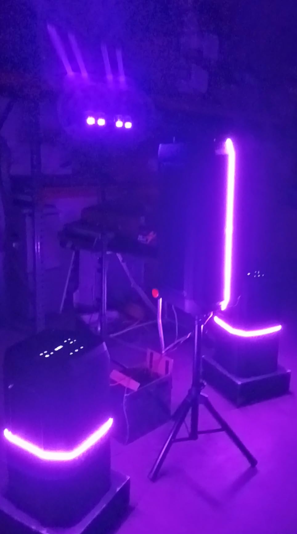 KeoBin 6-in-1 DJ Light with Stand, RGBW Disco Lights, Strobes, Laser Light customer photo 2
