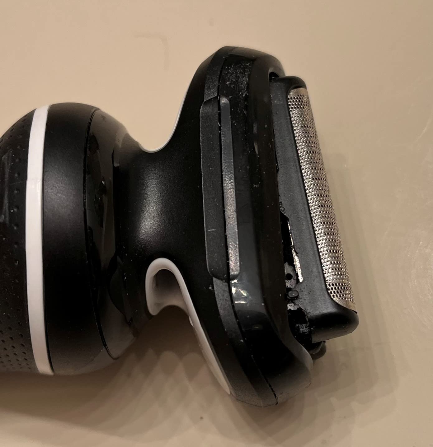 Braun Electric Shaver for Men, Series 5 5120s, Wet & Dry Shave, Turbo Shaving Mode, Foil Shaver, Engineered in Germany, with Beard Trimmer & Attachments, Blue customer photo 1