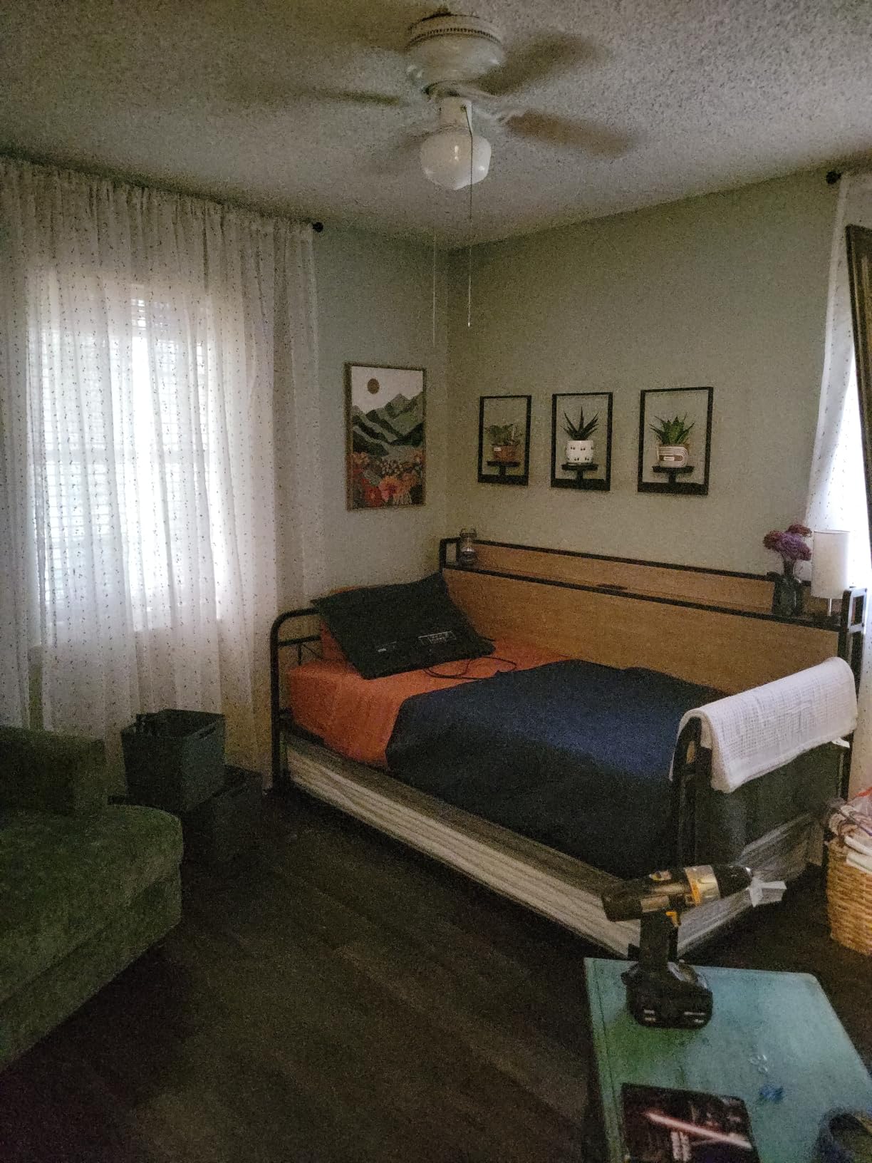 Novilla Queen Mattress, 12 Inch Hybrid Mattress Queen with Comfort Foam|Innerspring Pillow Top Mattresses in a Box, Pressure & Pain Relief, Soft Feel but Supportive, CertiPUR-US customer photo 1