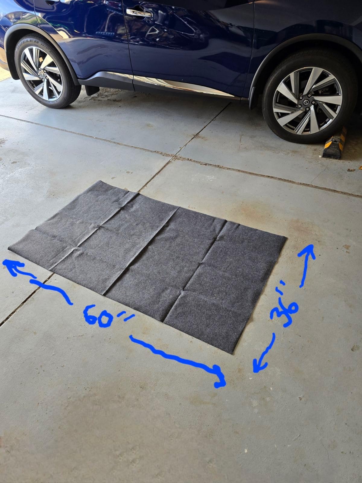 JERIA 2 Pcs 36 X 60 Inch Oil Spill Mat for Under Car Driveway,Oil Leaks Absorbent Oil Pad,Tape Rubber Mat Garage Floor with 16 PCS Tapes customer photo 1
