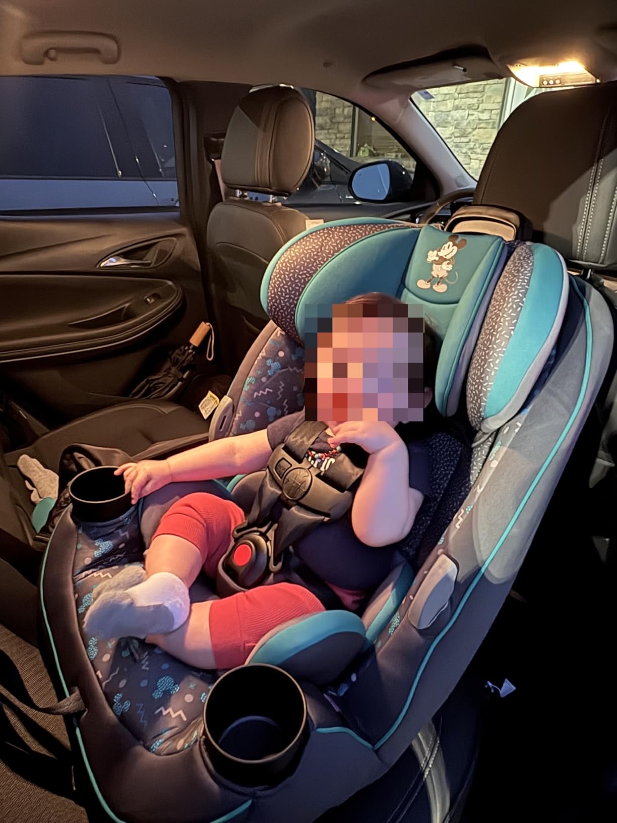 Disney Grow and Go Convertible Car Seat, Rear Facing 5-40 pounds, Forward Facing 30-65 pounds, Booster 40-100 lbs, Convert from Infant to Toddler, Mickey Sprinkle customer photo 1