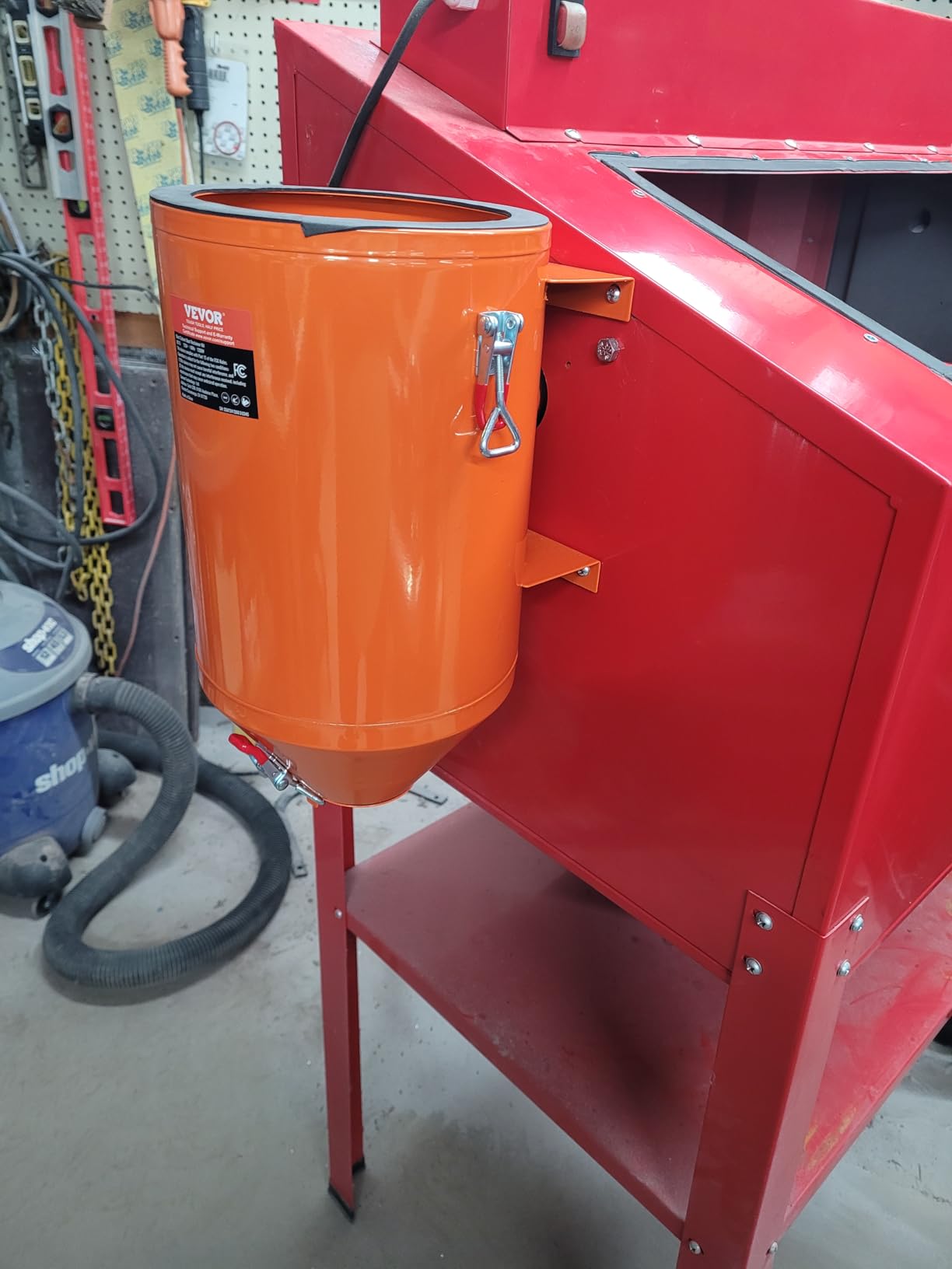 60 Gallon Sandblasting Cabinet, 40-120PSI Sand Blasting Cabinet with Stand, Heavy Duty Steel Sand Blaster with Blasting Gun & 4 Ceramic Nozzles for Paint, Stain, Rust Removal customer photo 1