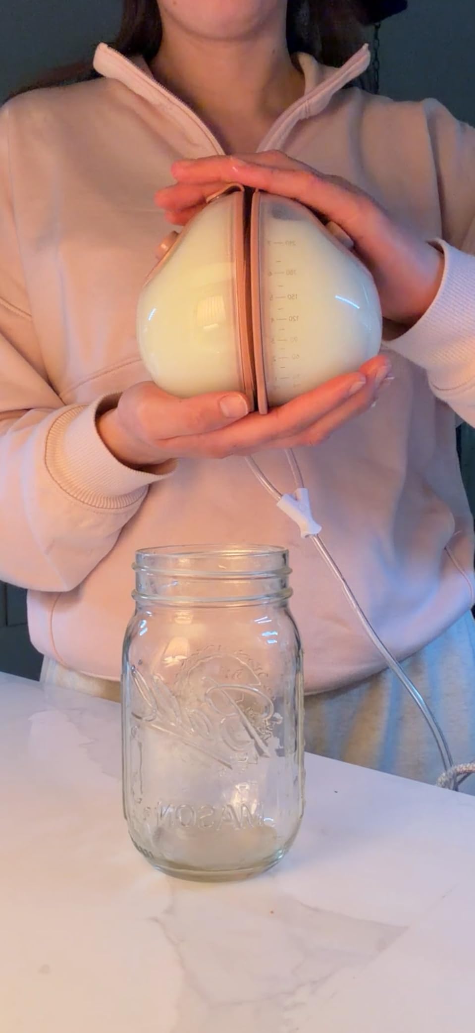 Momcozy V1 Pro Wearable Breast Pump, Hospital-Grade Pocket Primary Pump | Hands-Free Portable Pump, Lightweight, Visible Cups,Real Milk Removal customer photo 1