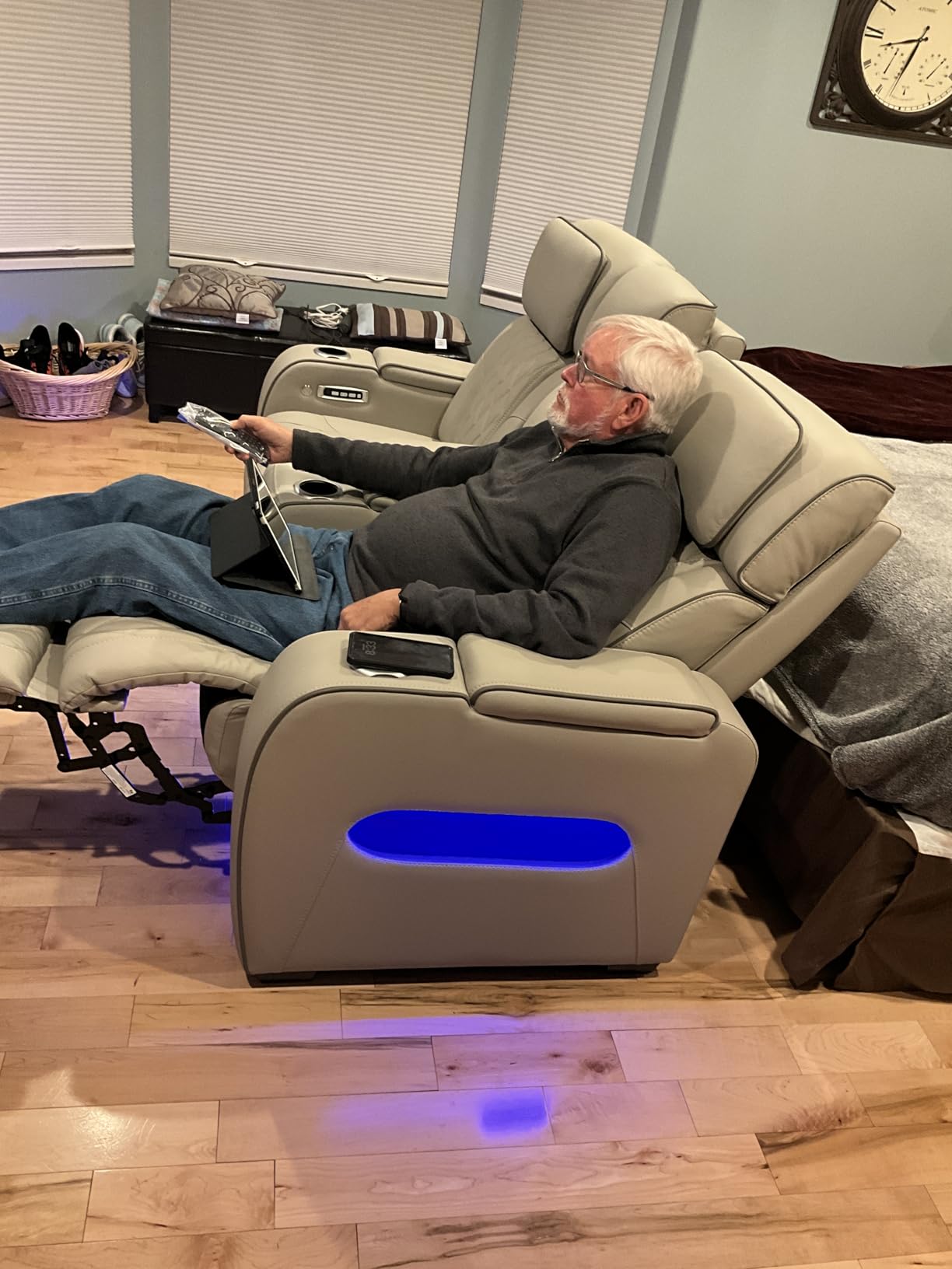 Signature Design by Ashley 3-Seat Power Reclining Sofa, Heat, Massage, Gray customer photo 2