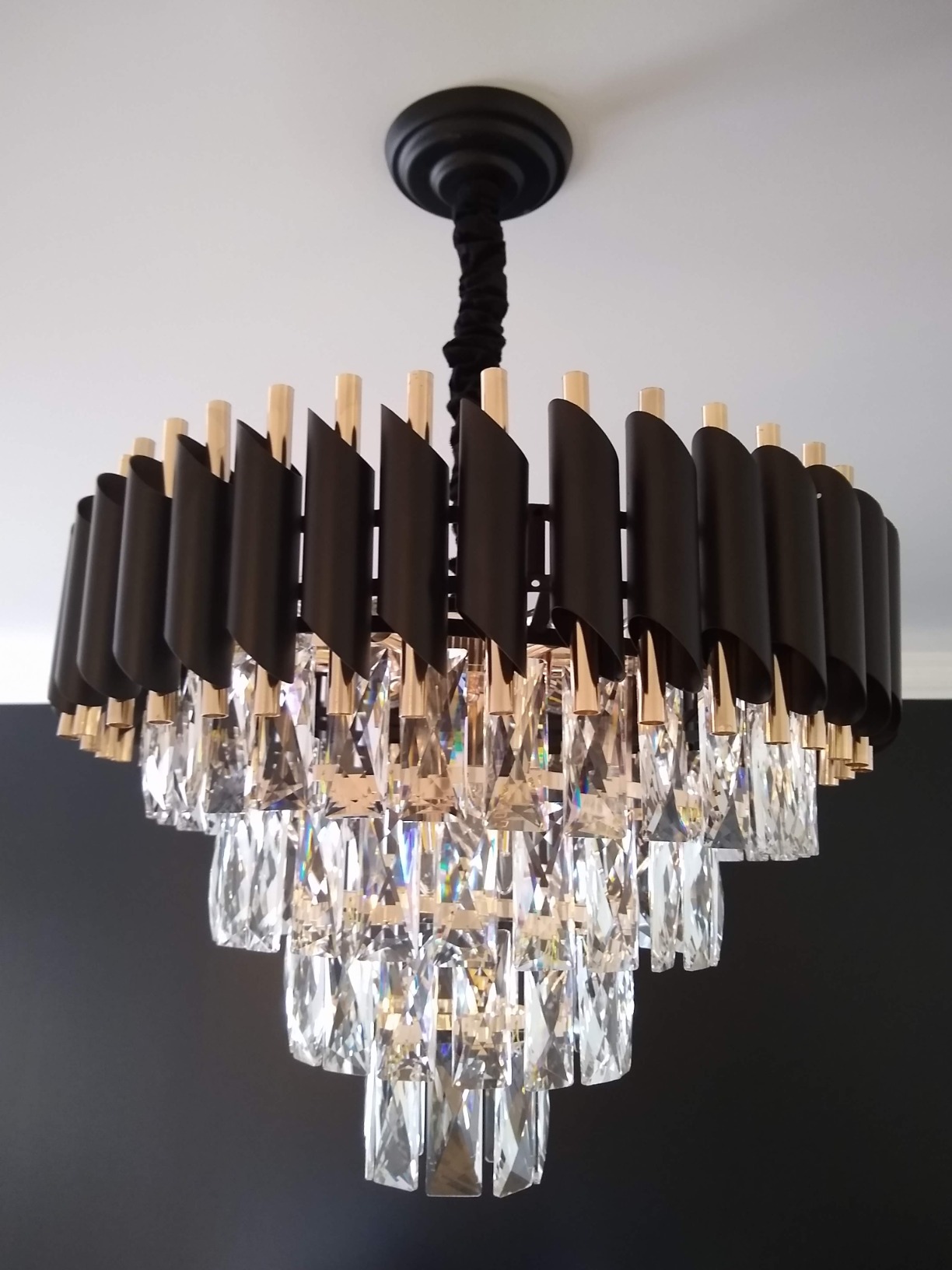 A AXILIXI Modern Rectangular Chandelier Black and Gold Crystal Chandeliers customer photo 1