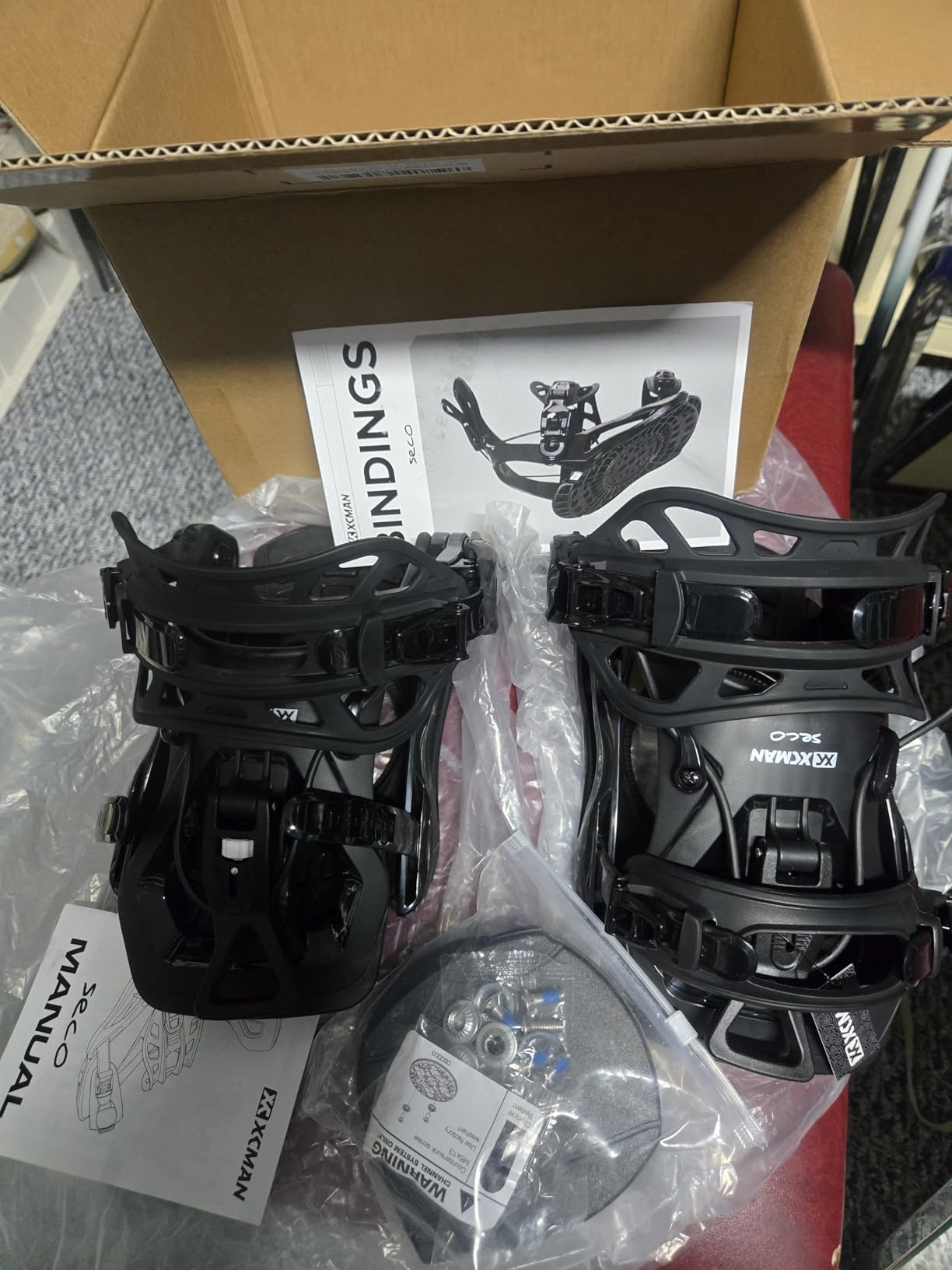 XCMAN Rear Step in Style Snowboard Bindings Lightweight Rear Entry All-Mountain Bindings for Men Women Easy in and Out customer photo 2