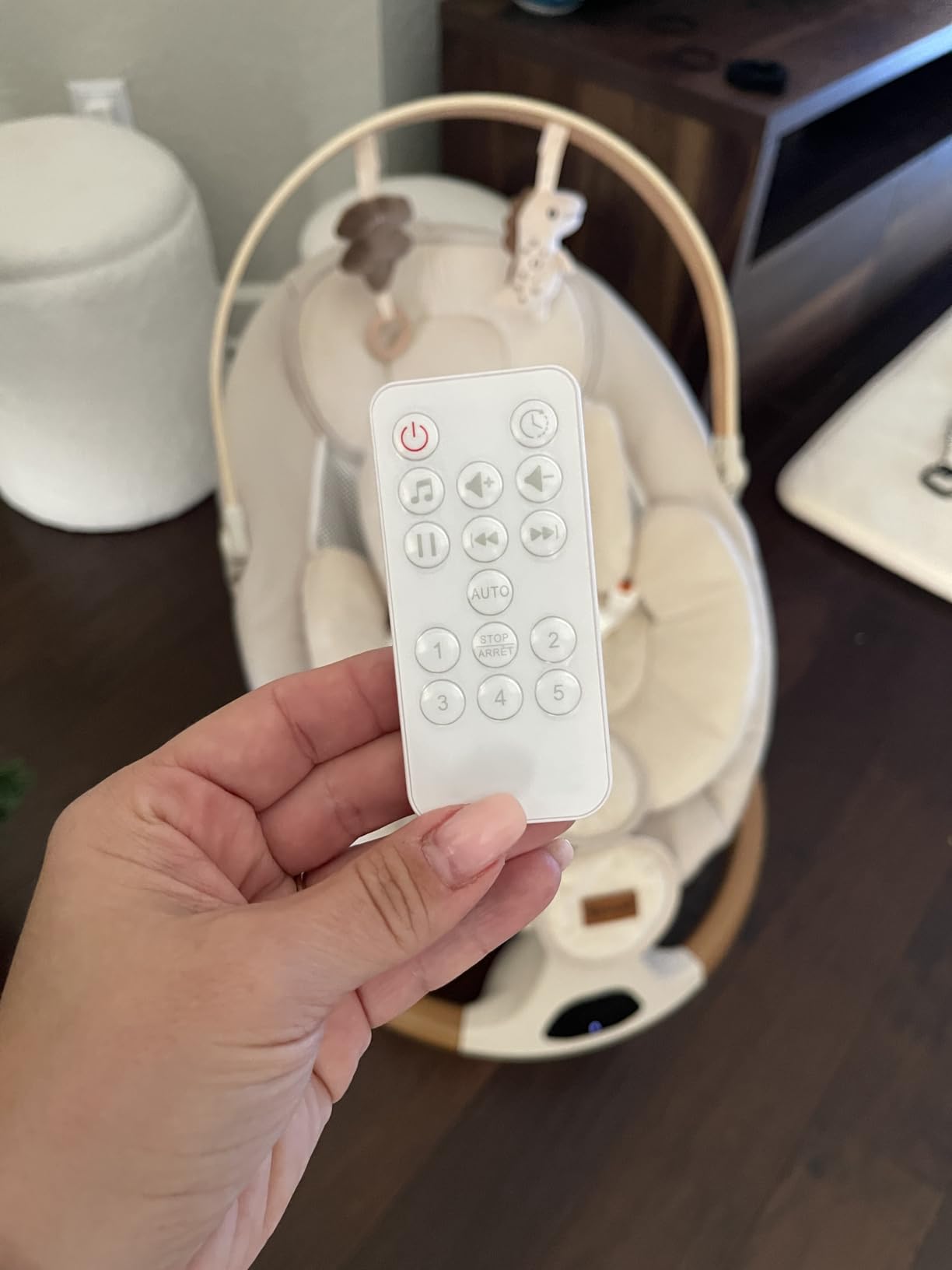 Monamii Baby Swings for Infants, Bluetooth Infant Swing with Music Speaker | Baby Swing with 5 Speeds, Remote Control, IMD Touch Panel, 3 Timer Settings, for Indoor & Outdoor Use customer photo 1