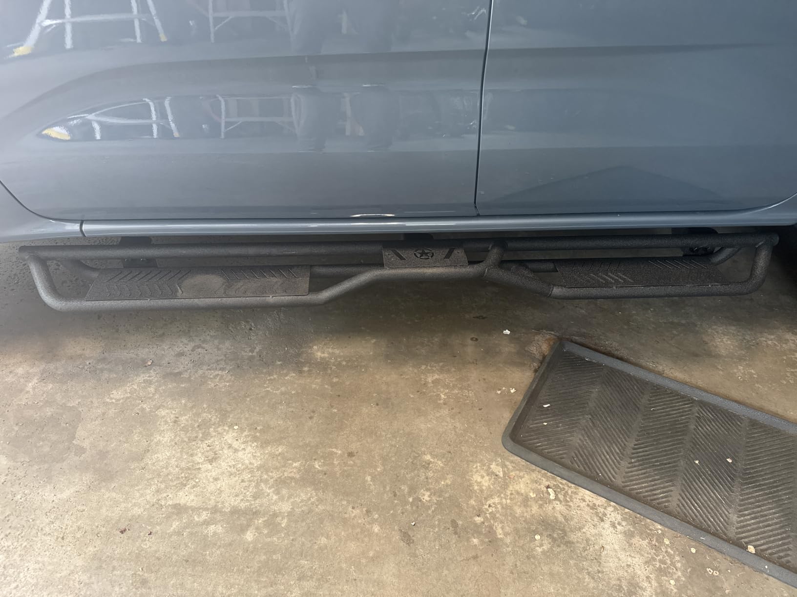 YZONA Running Boards for 2009-2026 Dodge Ram 1500 2500 3500 Side Steps customer photo 2