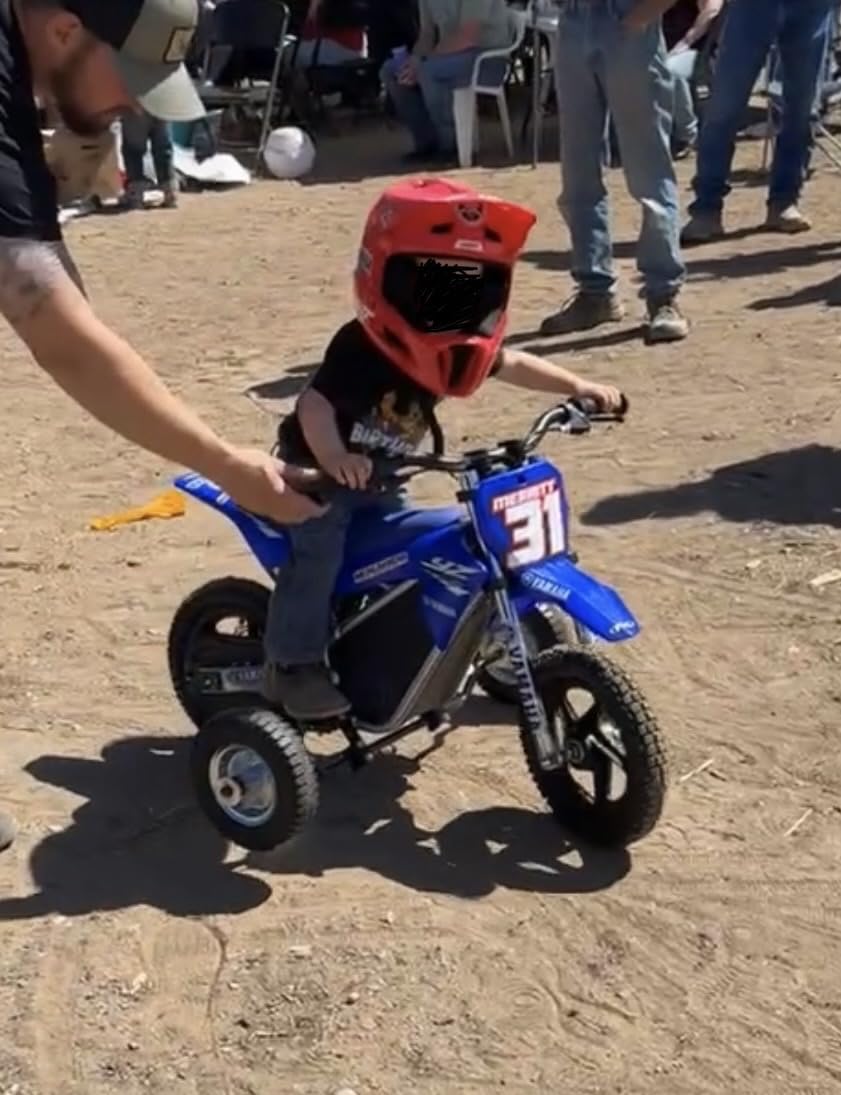 AIII Kids Electric Dirt Bike, 36V 350W, 18.6 MPH, 14-Inch, Ages 5-8 customer photo 2