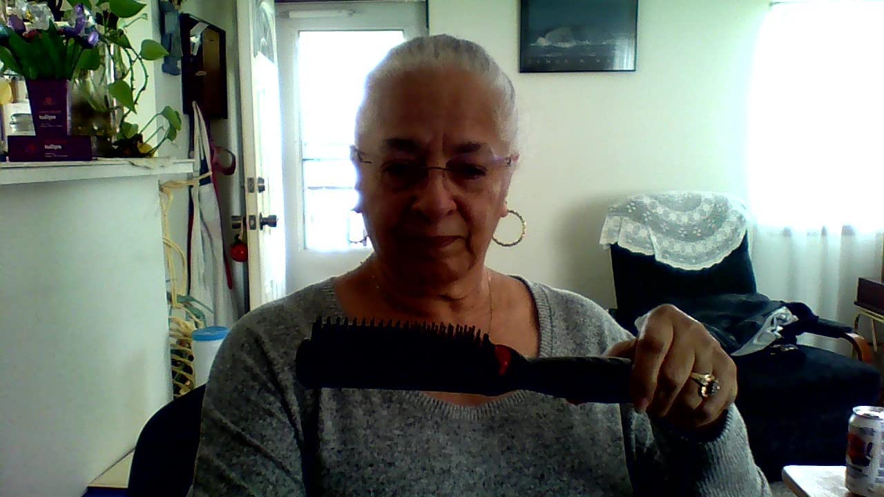 REVLON SmoothStay XL Heated Straightening Brush customer photo 2