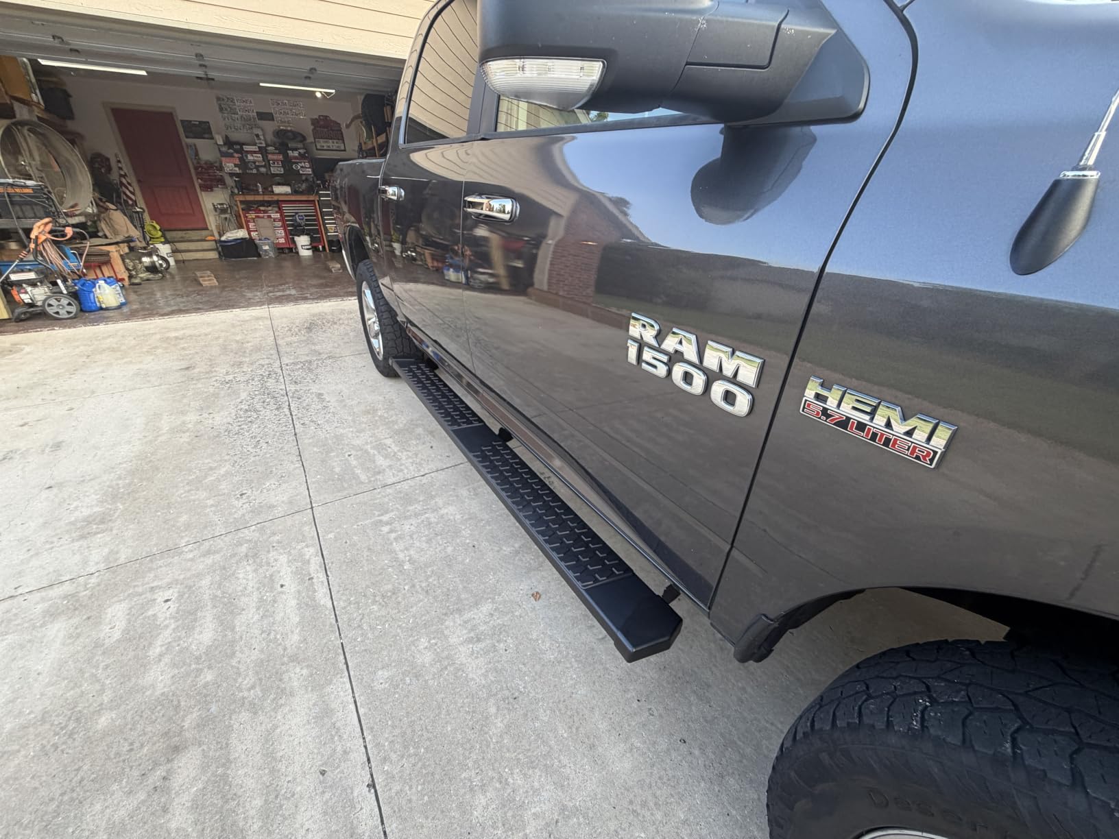 Crew Cab Running Boards Side Steps Compatible with 2019-2026 Chevy Silverado & GMC Sierra 1500 (Excl 2019 Ld/Lt), 2020-2026 2500 HD 3500 HD, Black Textured Aluminum Nerf Bars customer photo 2