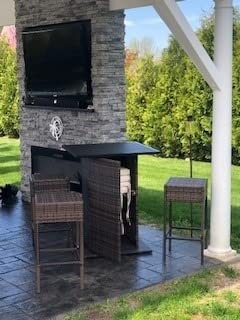 Tangkula 3 Piece Patio Bar Set, Outdoor Rattan Bar Table and 2 Stools with Tempered Glass Tabletop, 2-Tier Storage, Removable Cushions, Outside Wicker Conversation Set customer photo 1