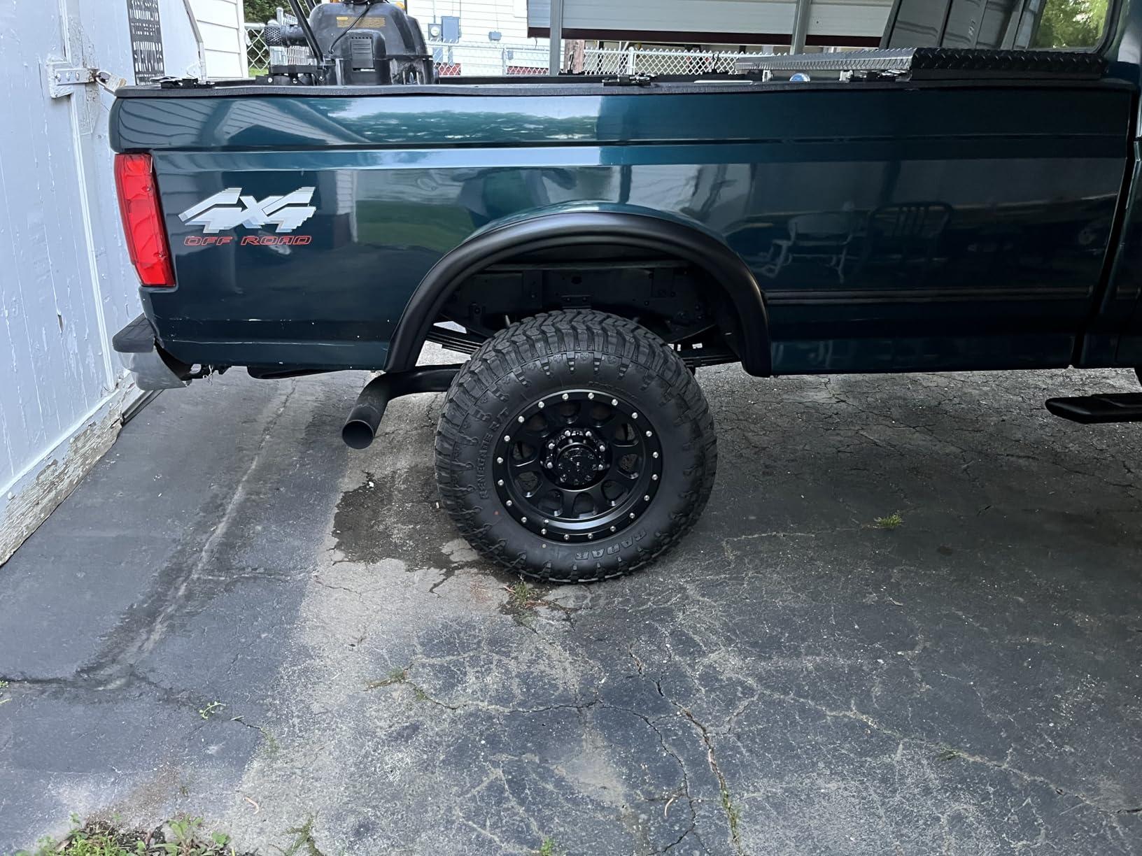 RockTrix RT111 18x9 inch Off-Road Wheels Compatible with 1994-2013 Ram 2500 3500 and For Silverado 2500 HD 3500 HD (1999-2010), 8x165.1 8x6.5 Bolt Pattern -12mm Offset, Black Rims customer photo 2