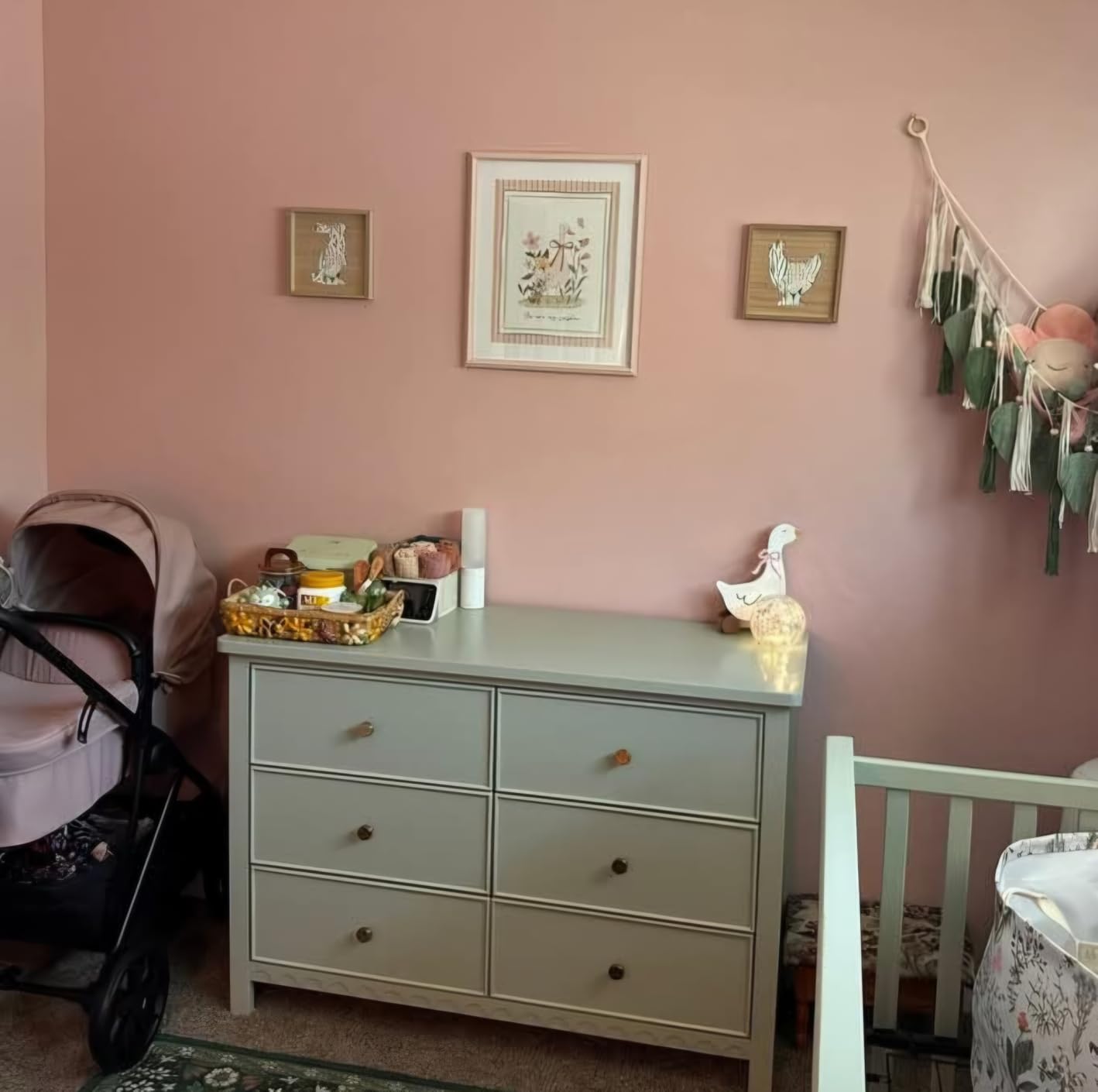 Graco Sasha 3-Drawer Chest with Changing Table Topper, Sage customer photo 2