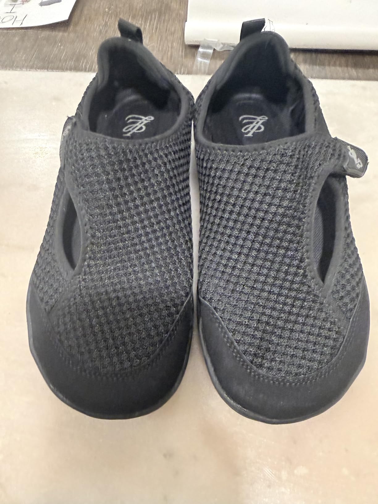 LeIsfIt Wide Toe Box Diabetic Shoes for Women Zero Drop Barefoot Sneakers Breathable Adjustable for Edema Swollen Feet & Seniors customer photo 2