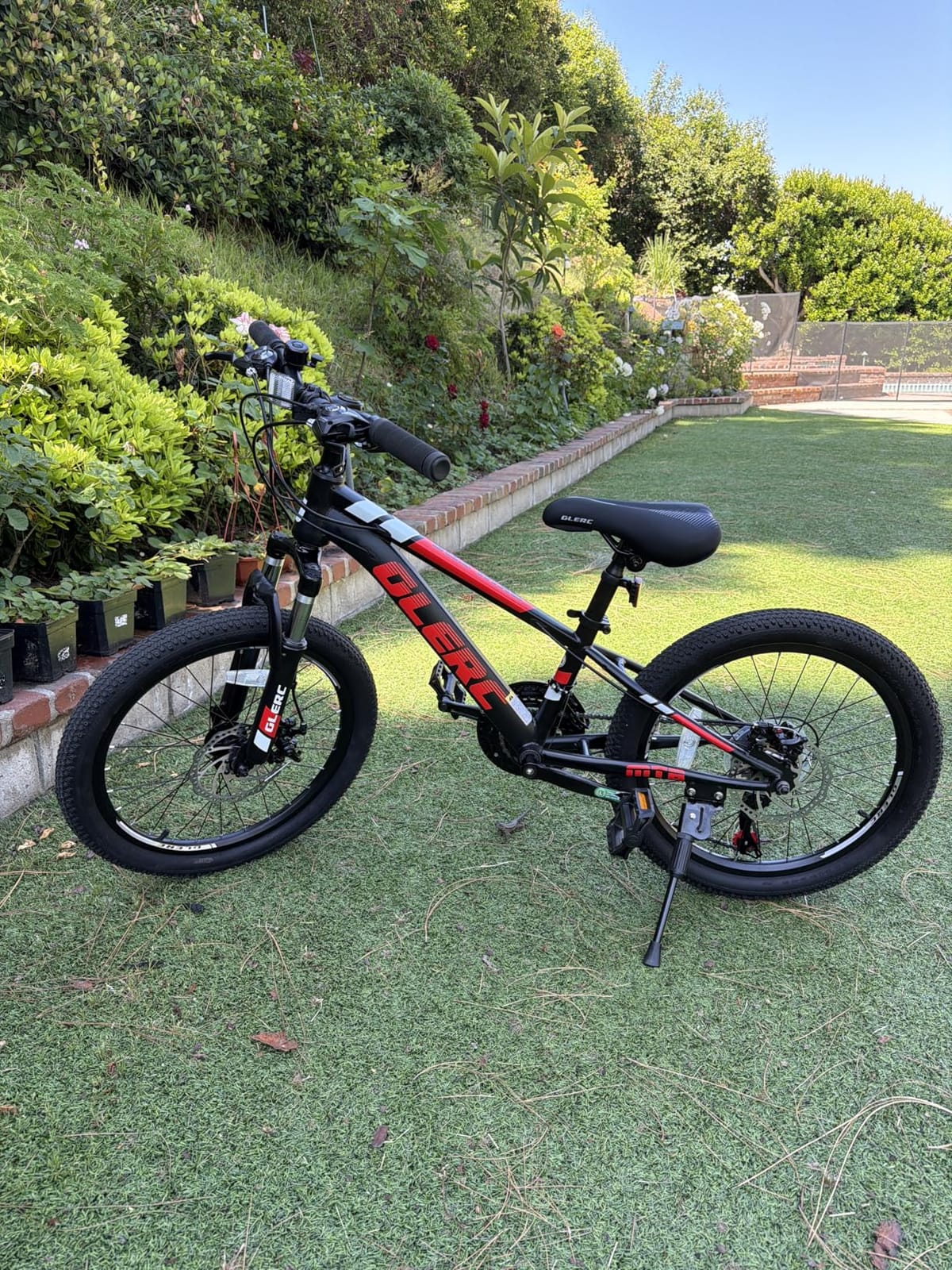 Glerc 20 24 26 Inch Kids Bike, Kids Mountain Bike for Boys and Girls Ages 6+, 21-Speed Skyline Bicycle with Front Suspension and Disc Brakes, Multiple Colors customer photo 2
