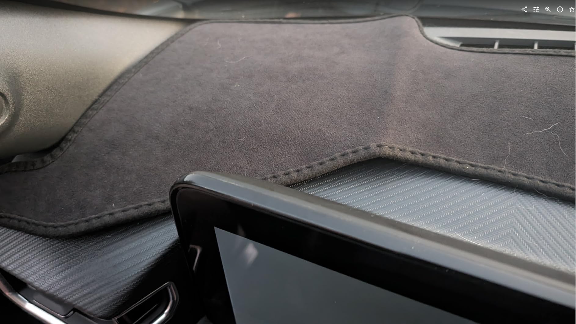 Flannel Dashboard Cover Dash Cover Mat Compatible with Dodge Ram 1500 2500 3500 2019-2024 2025 Accessories Center Console Dash Board Cover Protector Sunshade Windshield Glare Black customer photo 2