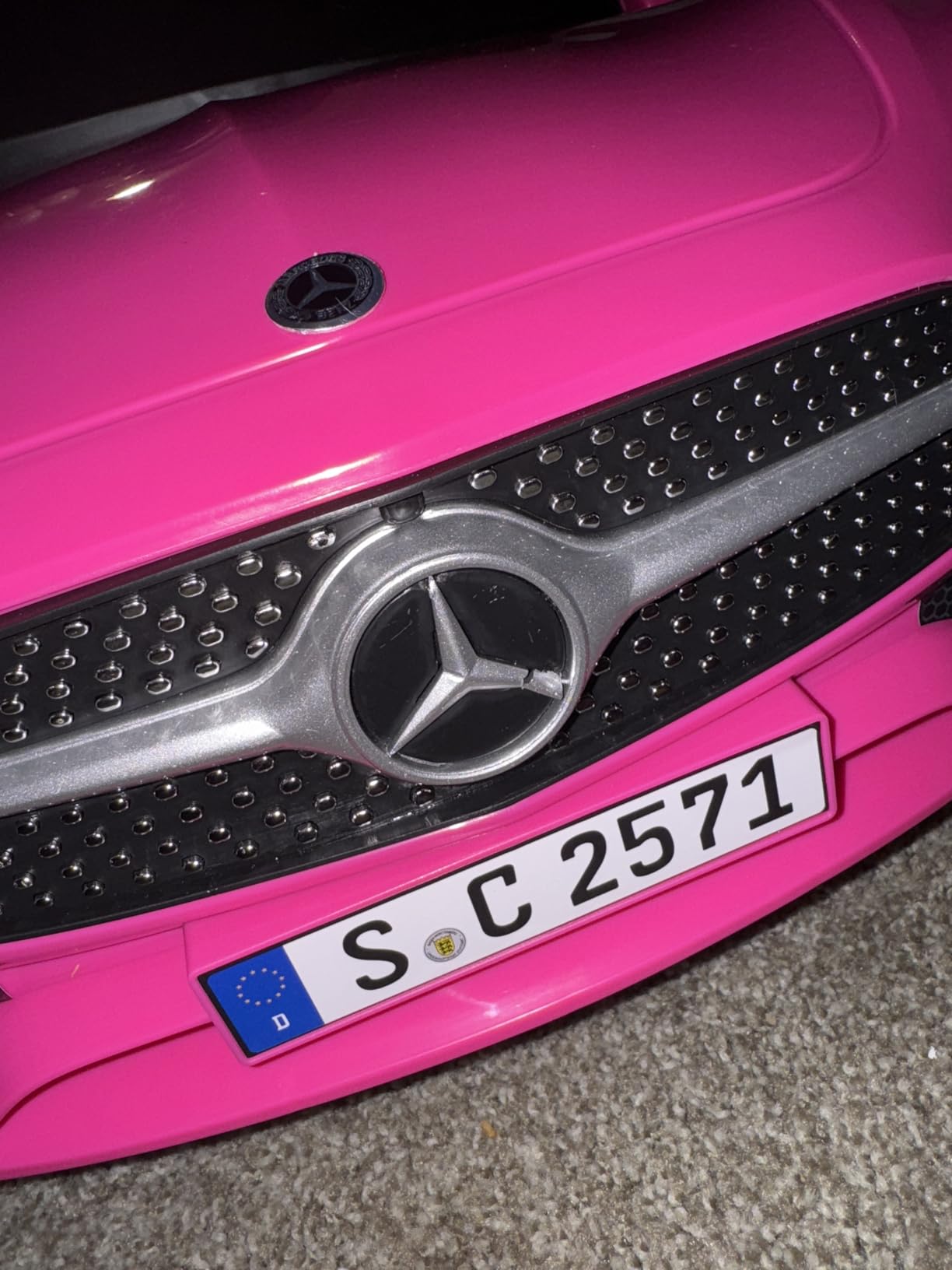 Licensed Mercedes-Benz CLS 350 12V Ride On Car Truck for Kids customer photo 2