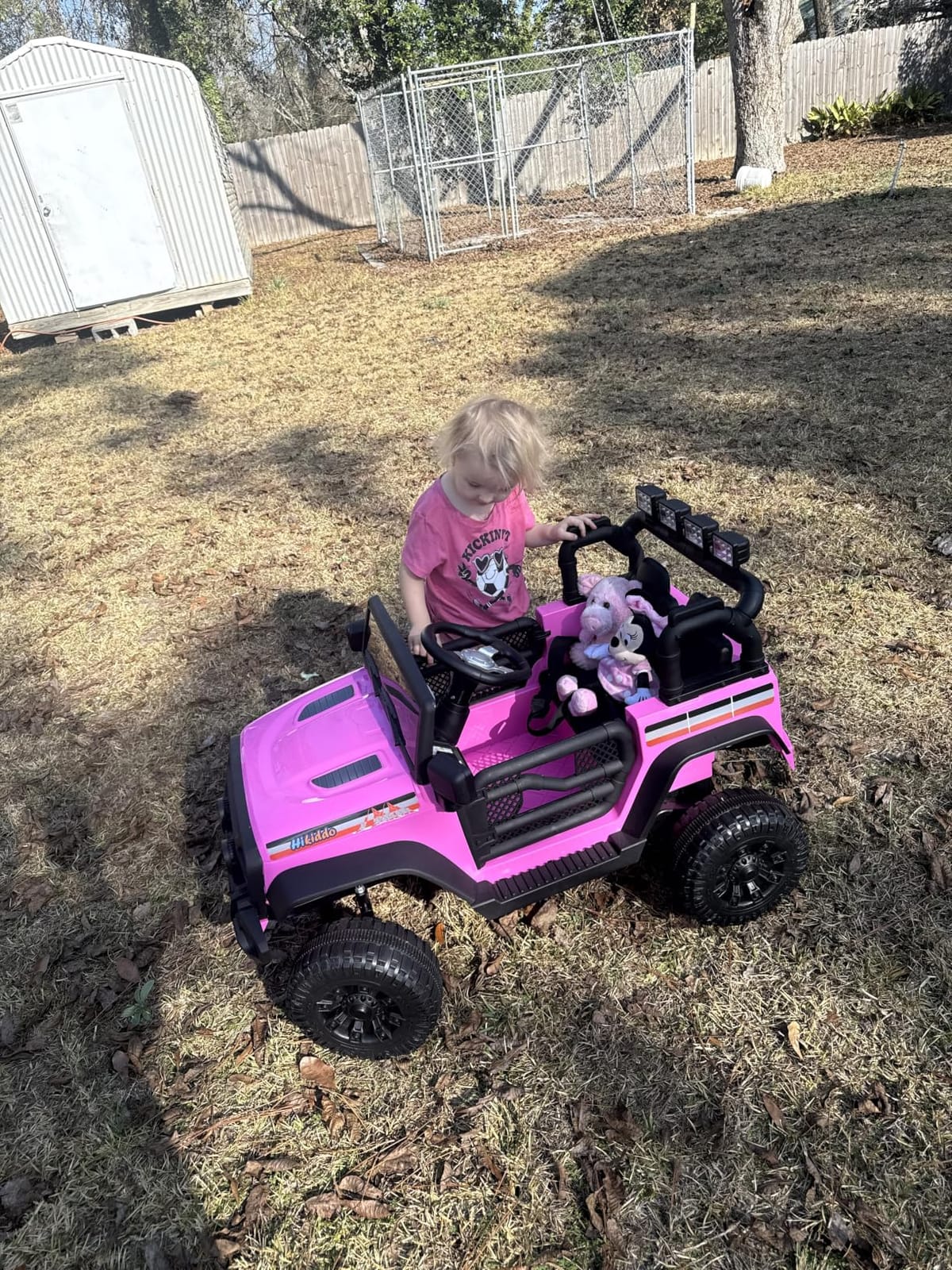 Hikiddo 24V Ride on Toy, Kids Electric Vehicle Car for Kids w/Remote customer photo 2
