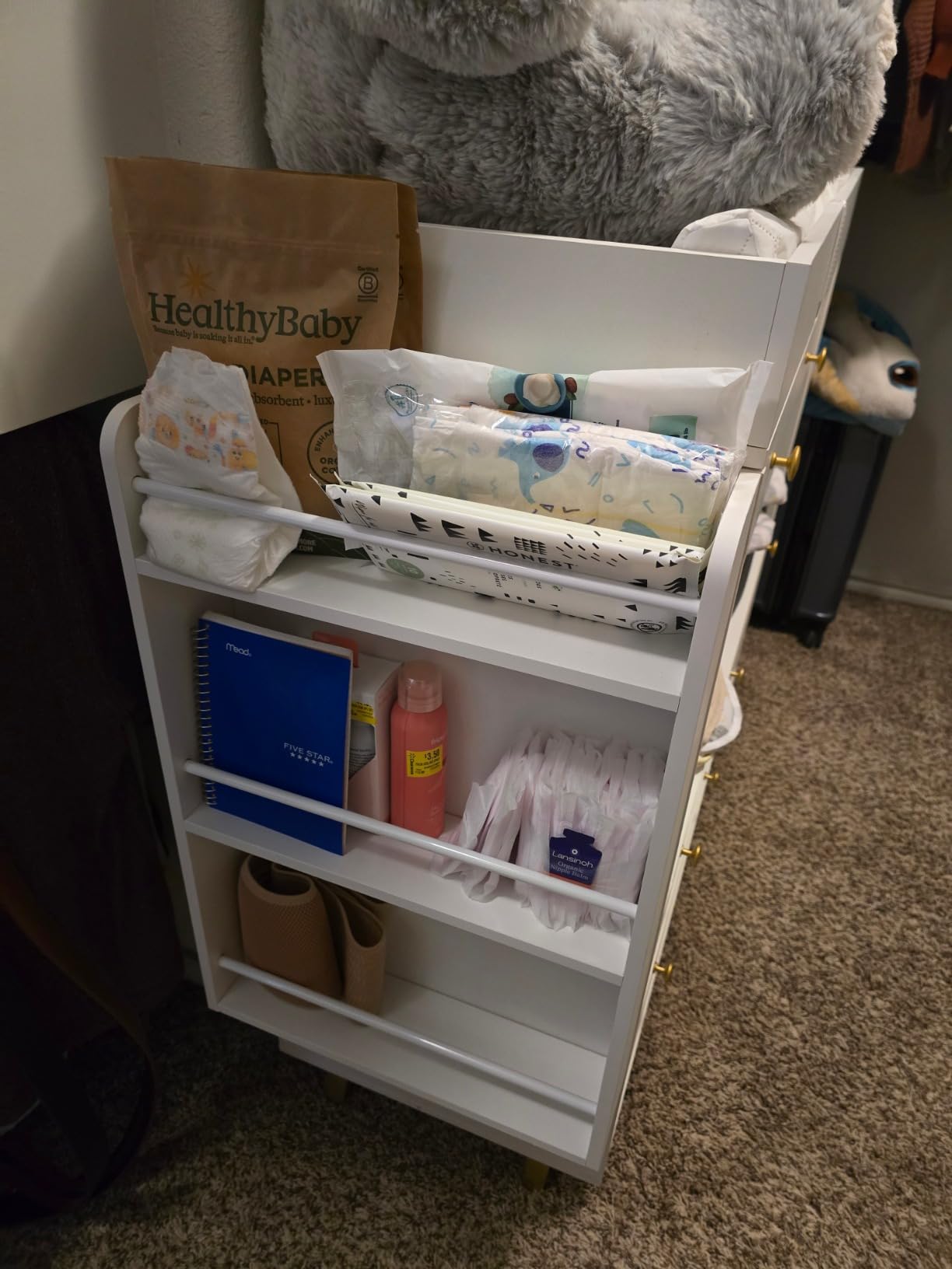 FURNJOYLIFE Nursery Dresser with Baby Changing Table, Modern Diaper Changing Station,Dresser for Nursery with 3 Drawers & Shelves, Storage Crib with Changing Table, White customer photo 2