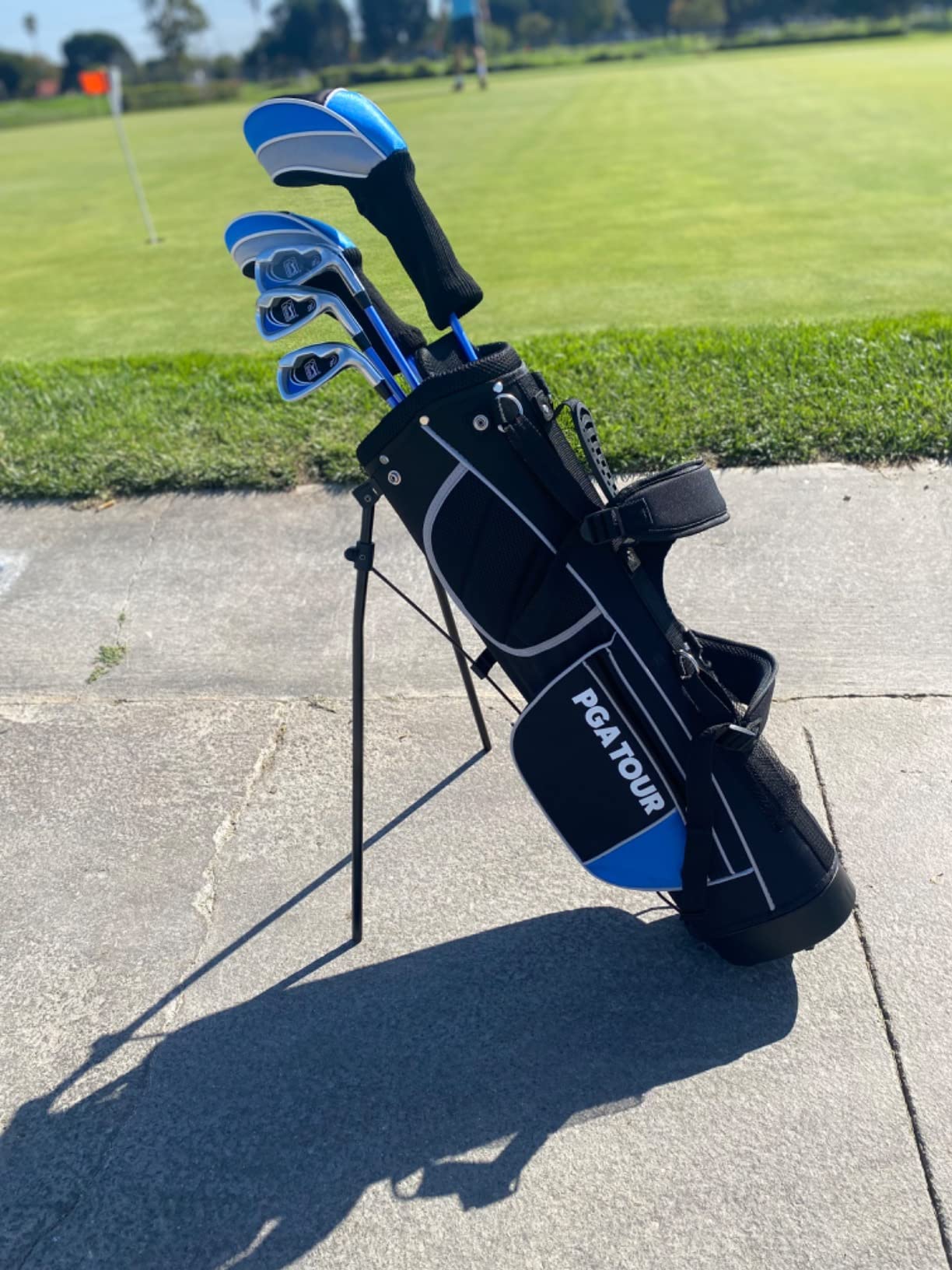 PGA Tour Youth Golf Club Set for Ages 8-12 & 12+ (4’8”–5’10”), Right and Left-Handed Kids Golf Sets – Beginner Junior Golf Clubs with Lightweight Stand Bag, Mallet Putter, Hybrid, Driver customer photo 1