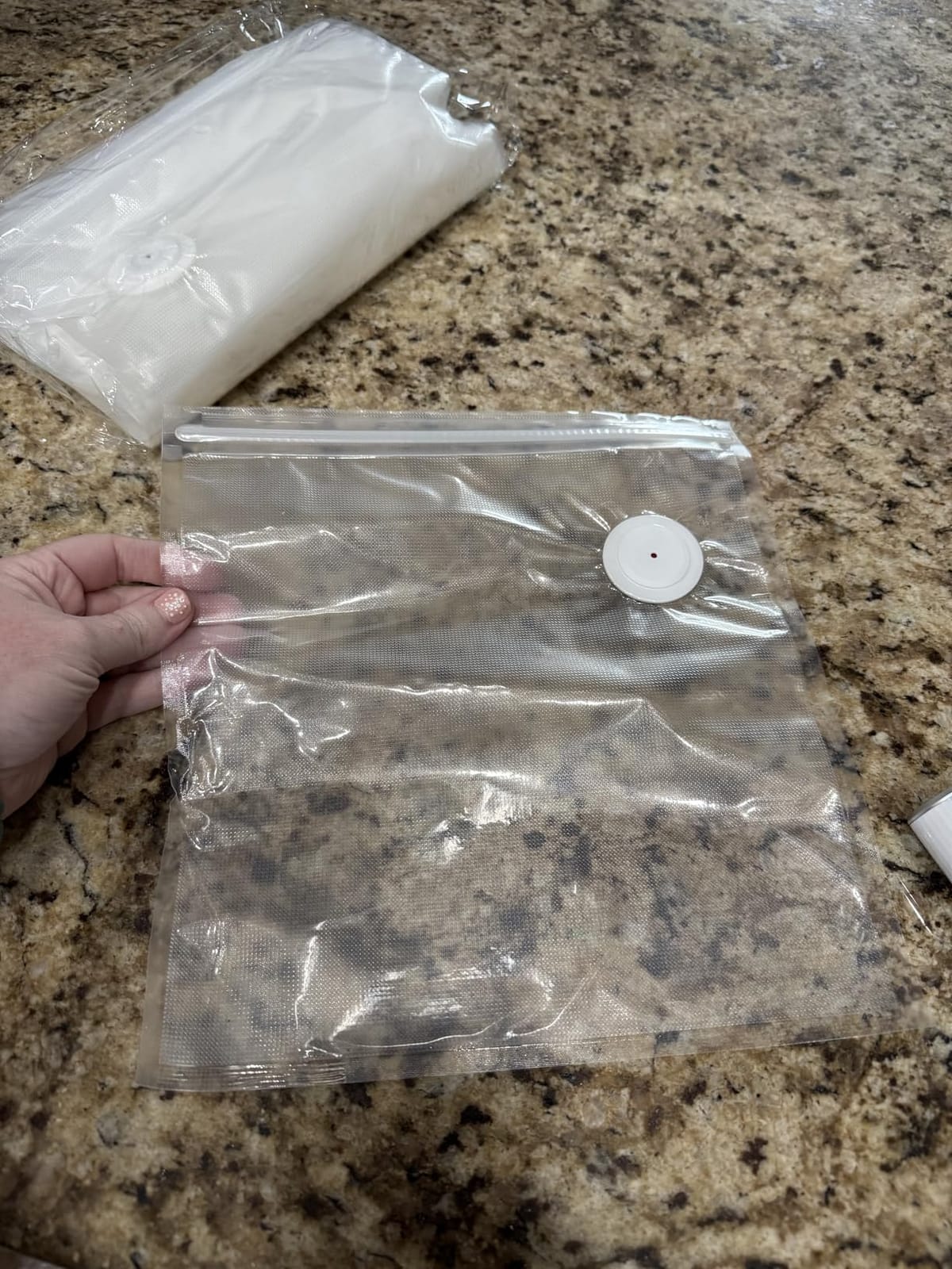 Handheld Vacuum Sealer for Food with 20 Reusable Vacuum Bags customer photo 1