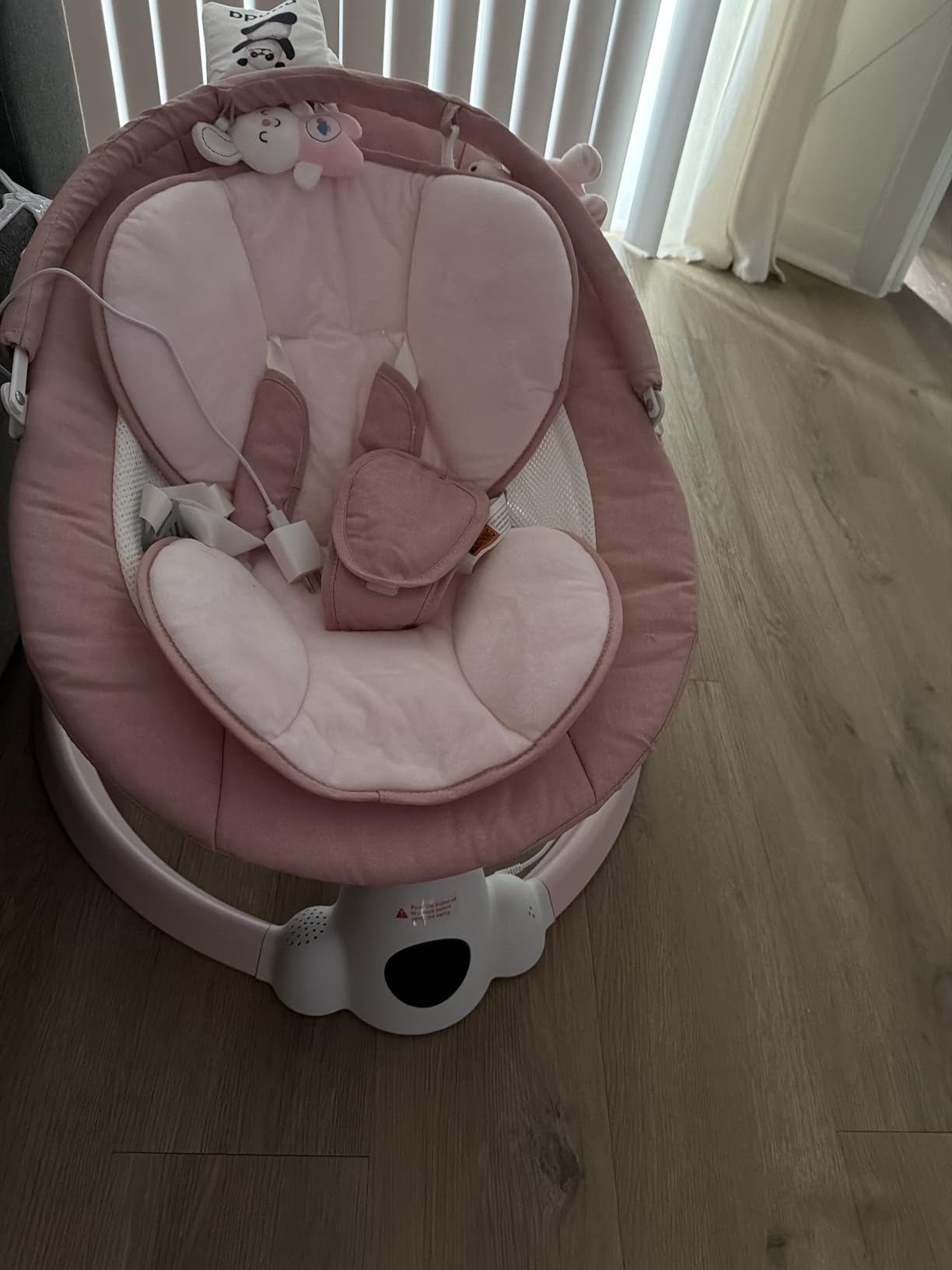Uuoeebb Baby Swing for Infants, Portable Electric Baby Swings with Bluetooth, 5 Swing Speed, 10 Melodies, 5-Point Harness, Remote Control & Touch Panel - Infant Swing for Indoor & Outdoor Use, Pink customer photo 1
