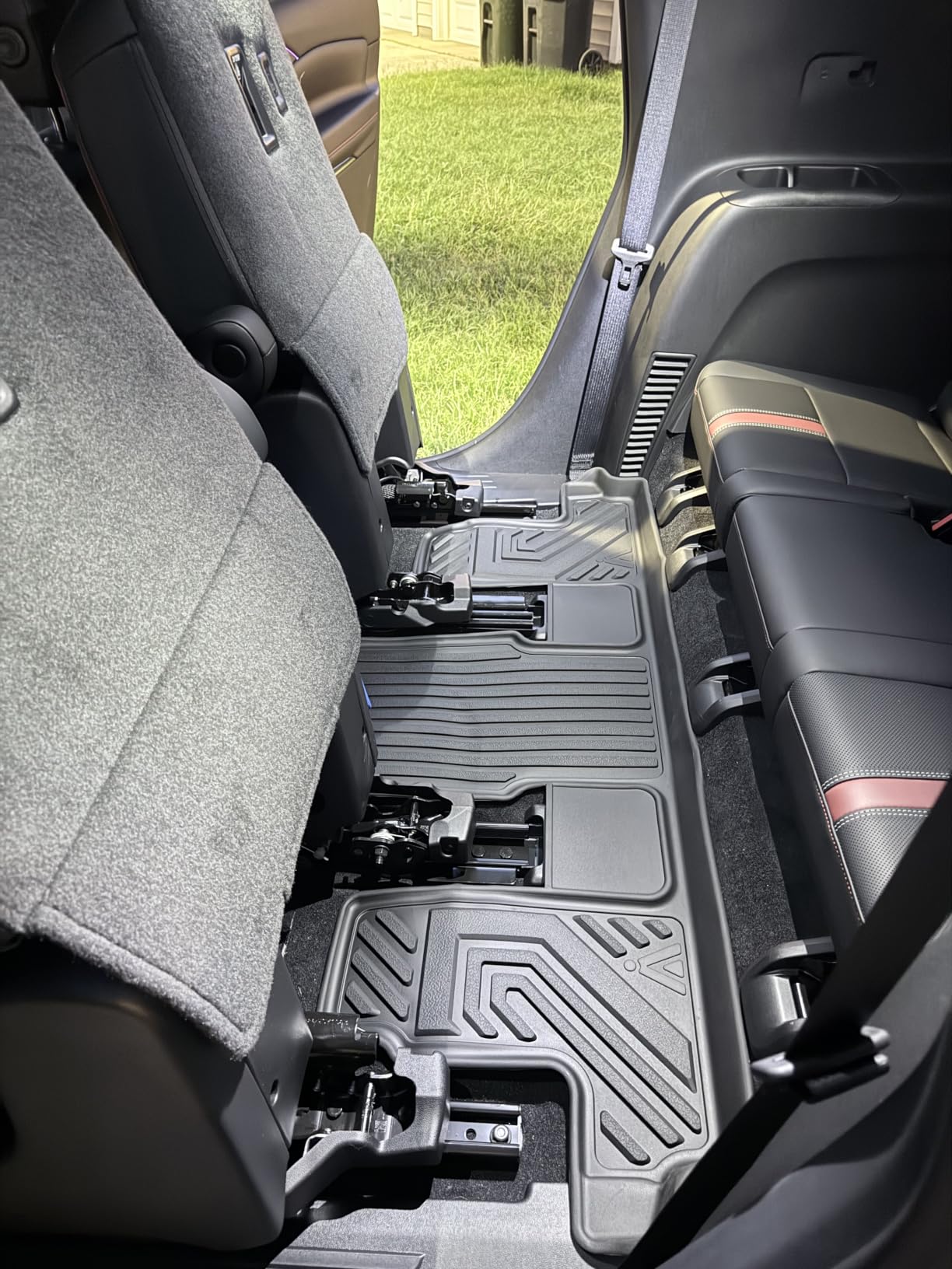 LASFIT Floor Mats for Chevrolet Chevy Silverado/GMC Sierra 1500 2014-2018 customer photo 1