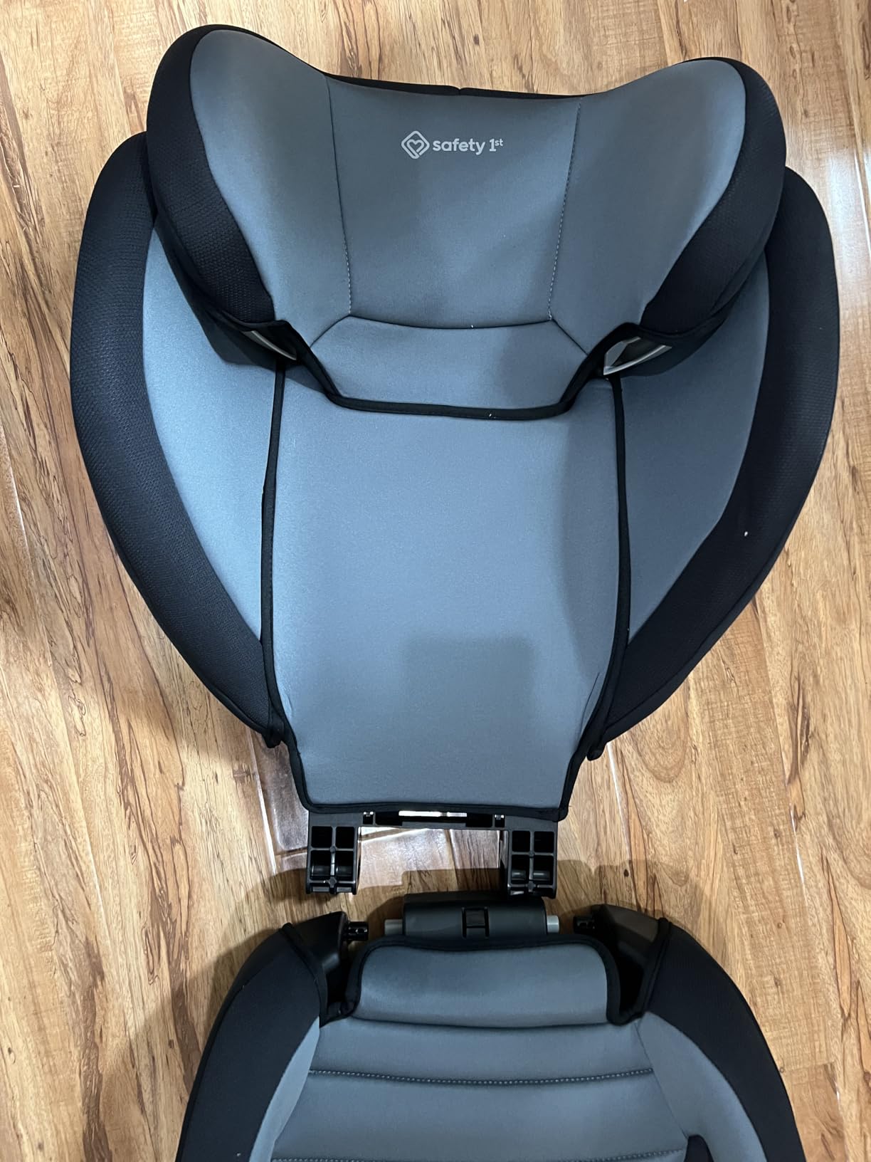 Safety 1st Grow and Go 2-in-1 Booster Car Seat with ComfortWings, Converts High-Back to Backless, 19