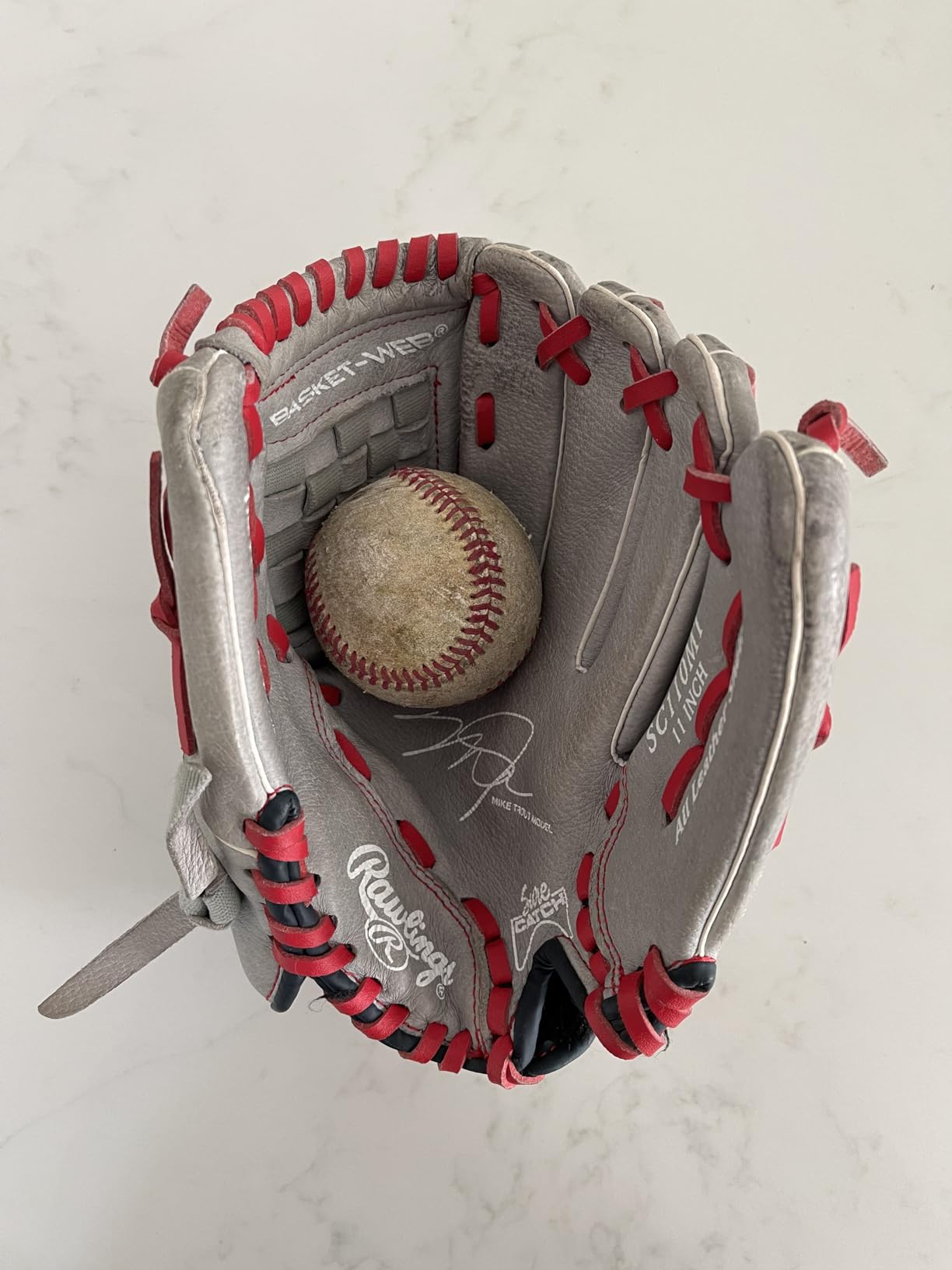 Rawlings | Sure Catch Baseball & Softball Glove | T-Ball, Youth & Adult Rec Models | Multiple Sizes & Styles customer photo 2