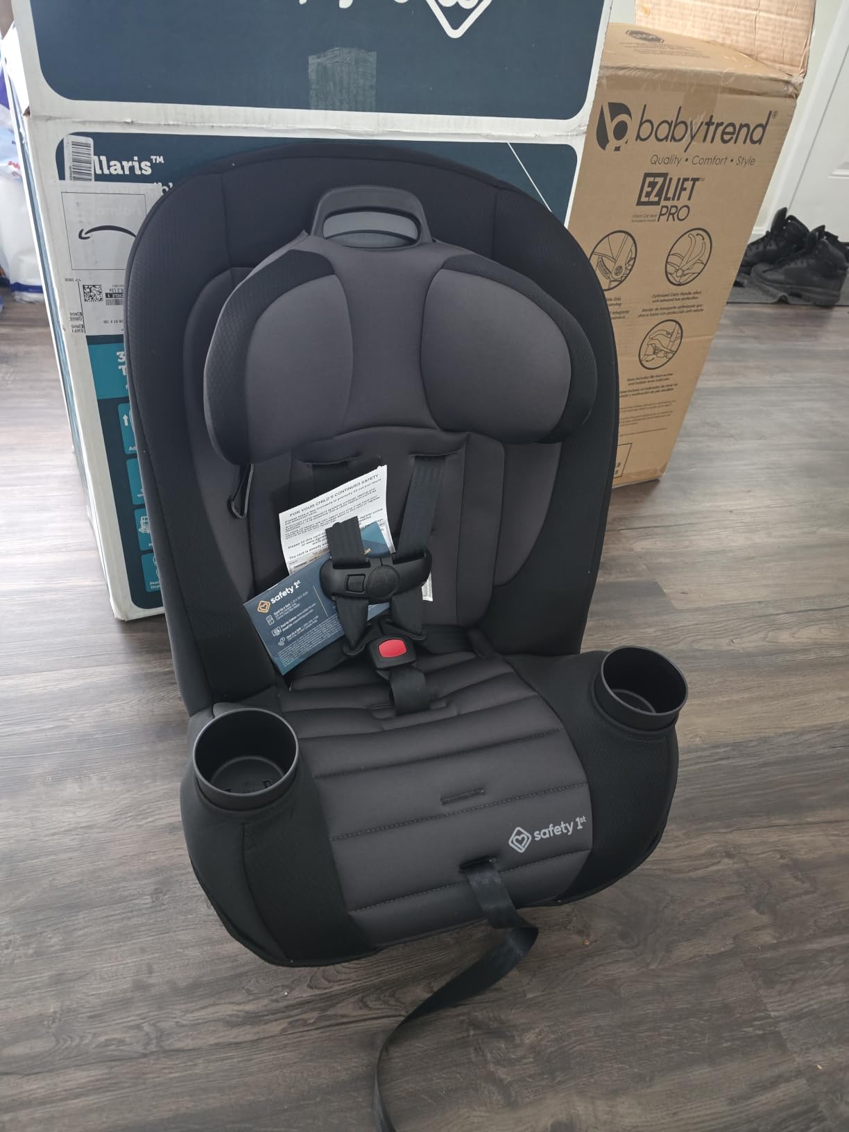 Safety 1st Ellaris 3-in-1 Convertible Car Seat, Slim Fit Design, Rear & Forward-Facing, 5-Position Headrest, Travel-Friendly with Machine-Washable Seat Pad, Smokey Haze customer photo 1