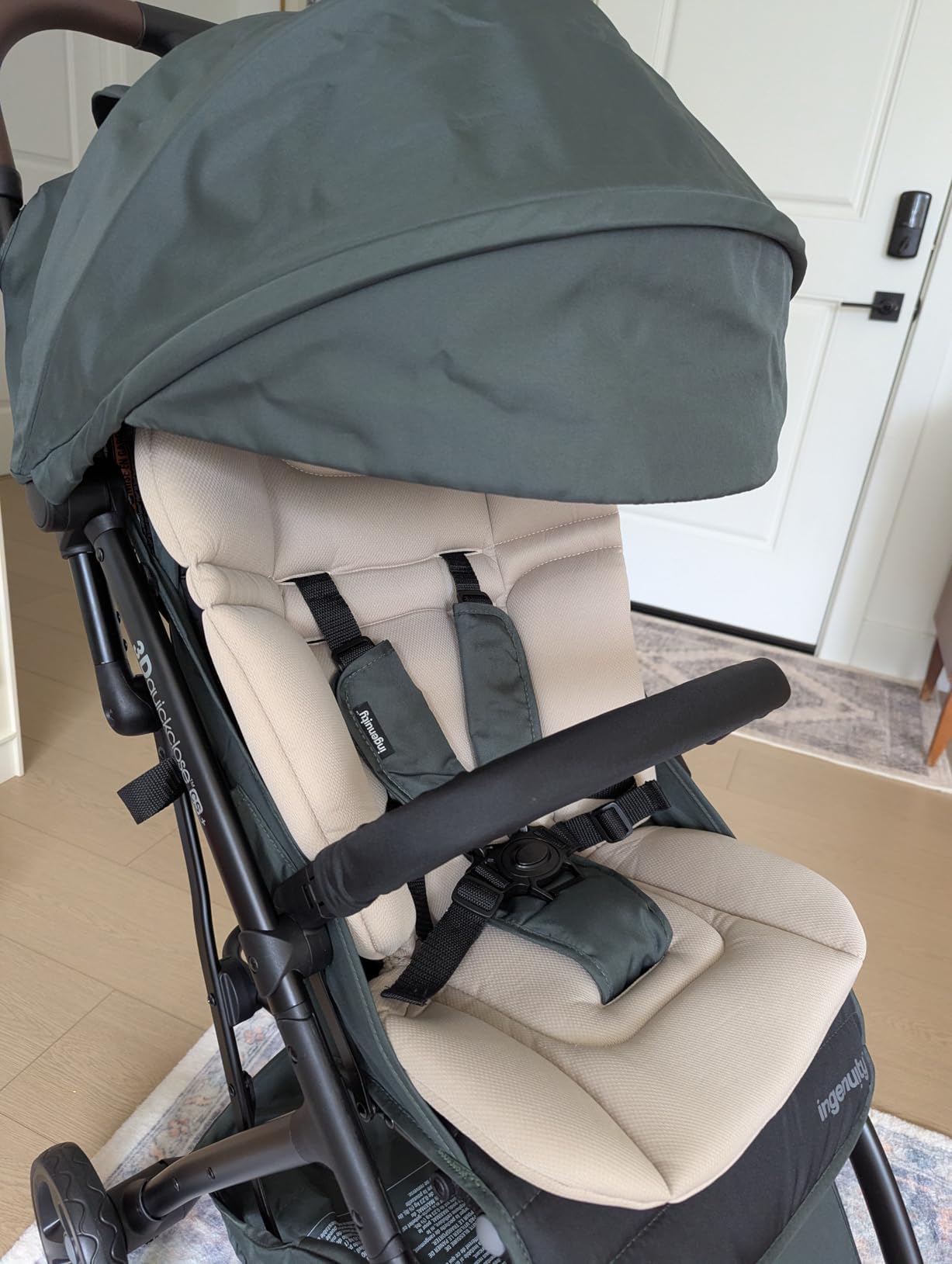 Ingenuity 3Dquickclose CS+ Compact Fold Stroller – Lightweight Stroller with Oversized Canopy, Extra-Large Storage and Compact Fold, Black customer photo 2