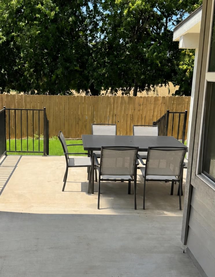 Anmutig 7-Piece Outdoor Dining Set, 63