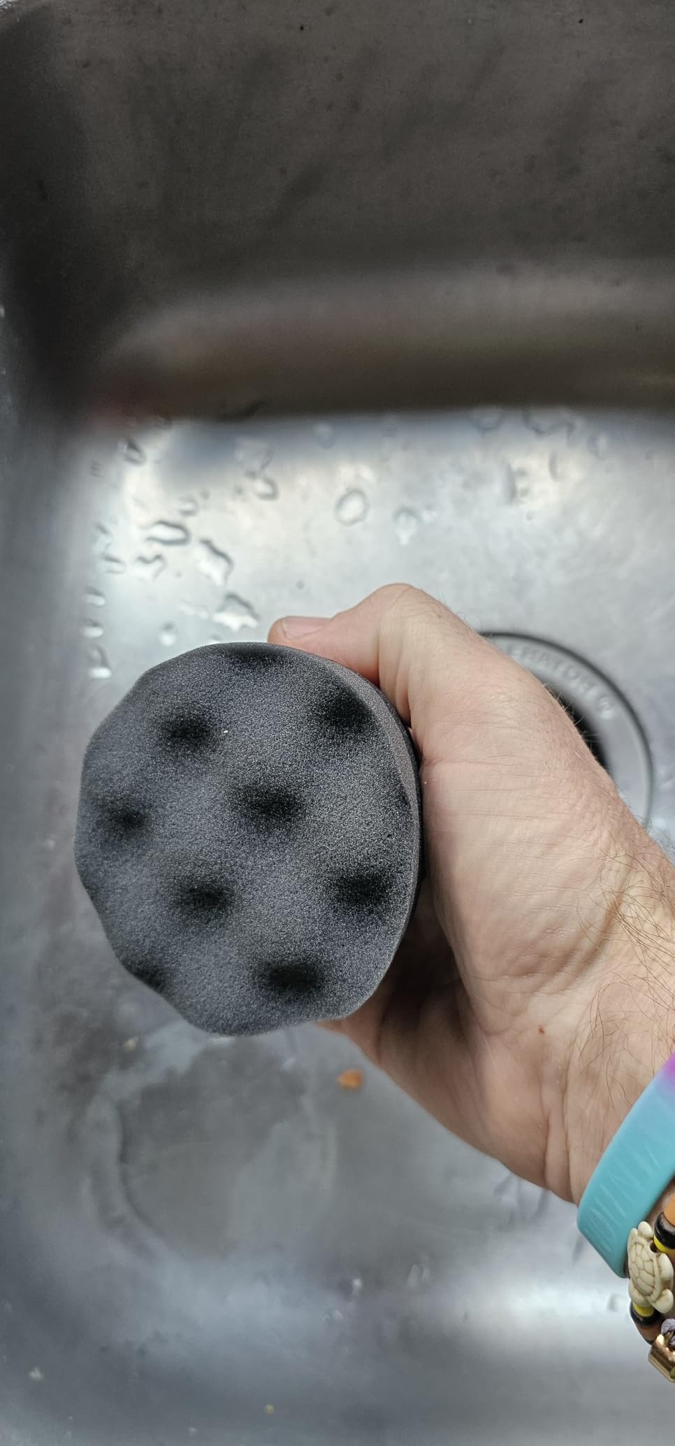 2 Pcs Large Tire Shine Applicator, Reusable Tire Dressing Applicator Wave Contoured, Tire Sponge Pads for Car Detailing Cleaning, 4.33 inch customer photo 1