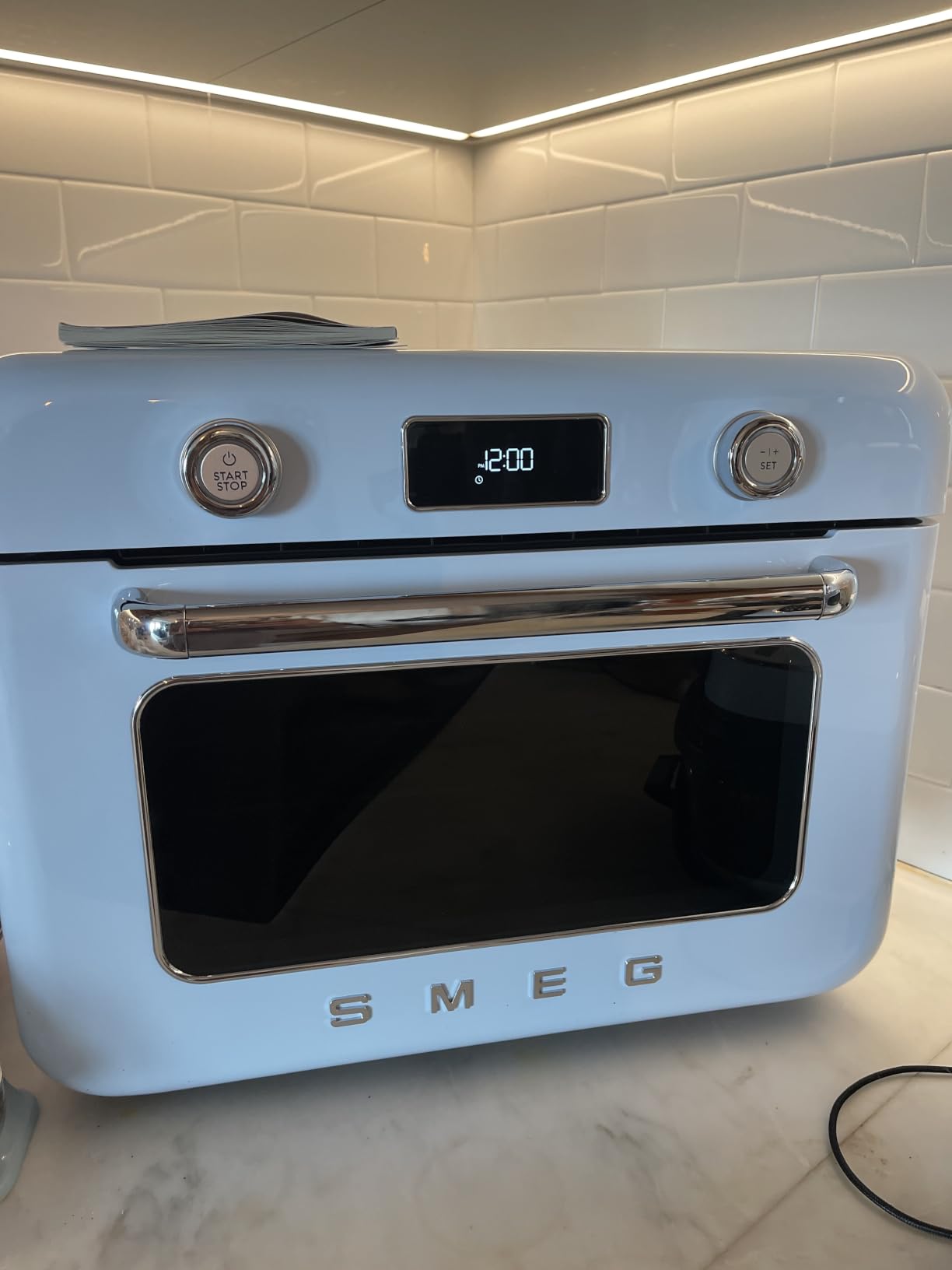 SMEG COF01Countertop Combi Oven - Multi-Function Grill, Air Fry, Steam, Bake, Convection, Defrost, and Warm, 10 Cooking Functions - Made In Italy (Black) customer photo 2