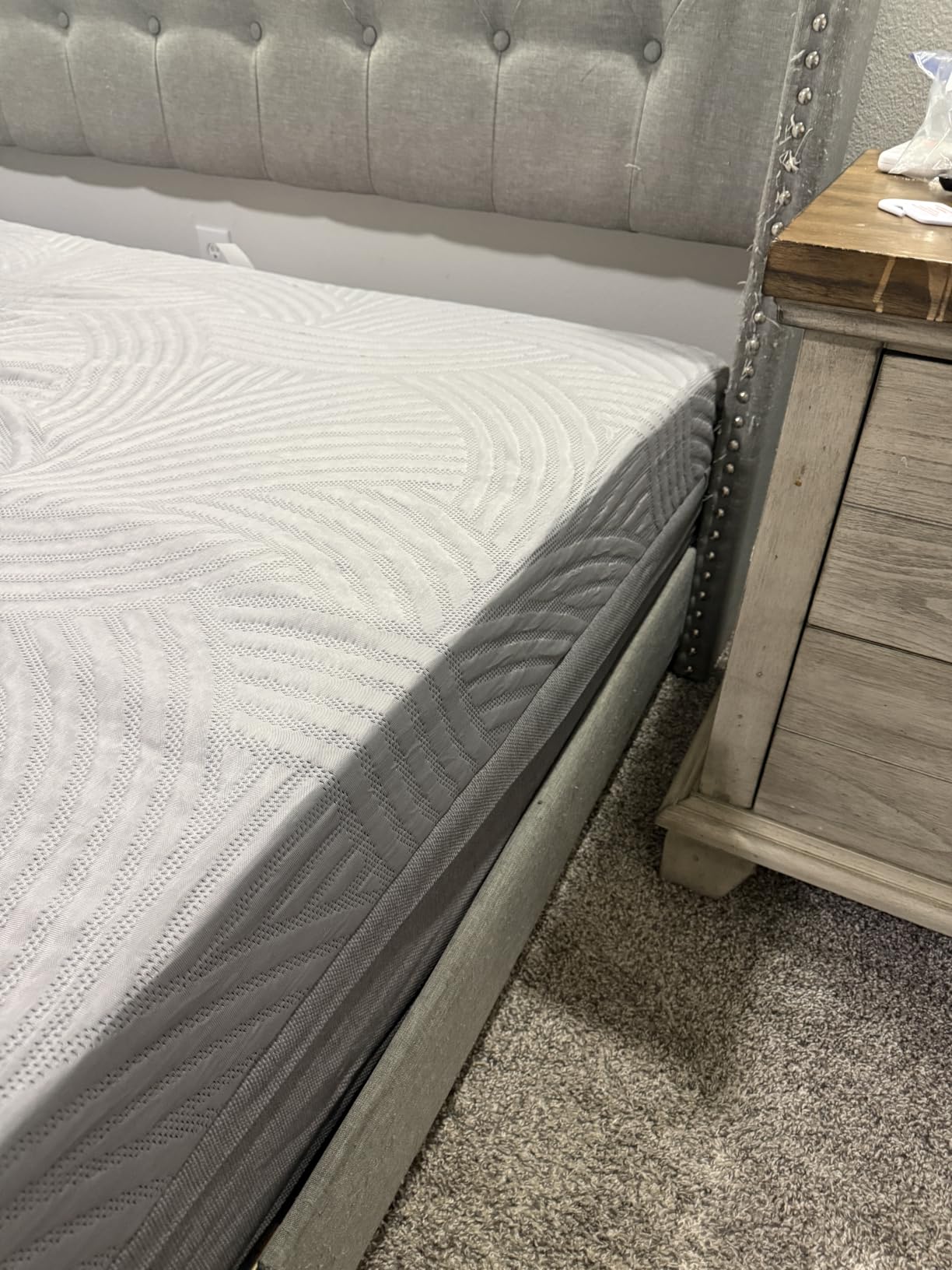 Sweetnight CoolNest Queen Mattress, 14 Inch Cooling Memory Foam Mattress | Cool Night Sleep, 5-Zone Ergo Support for Pressure Relief, Enhanced Breathability, Medium Feel, CertiPUR-US Certified customer photo 2