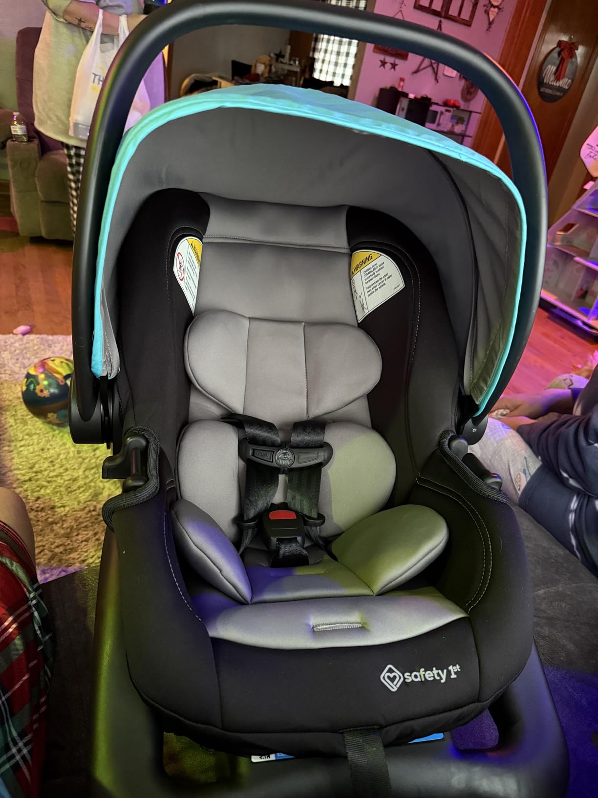 Safety 1st OnBoard FLX Infant Car Seat with Base, Lightweight Baby Car Seat for Travel, Old Soul customer photo 2