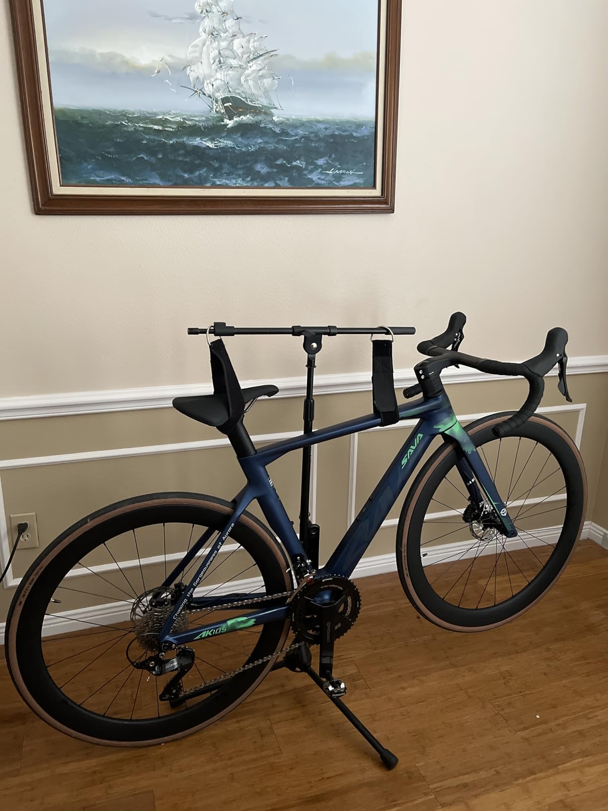 SAVADECK Carbon Fiber Road Bike, Hydraulic Oil Disc Bike with Carbon Fiber Frame and Wheelset, Lightweight Full Carbon Racing Bicycle with Shimano R7120 24S Shift Set for Adults customer photo 2