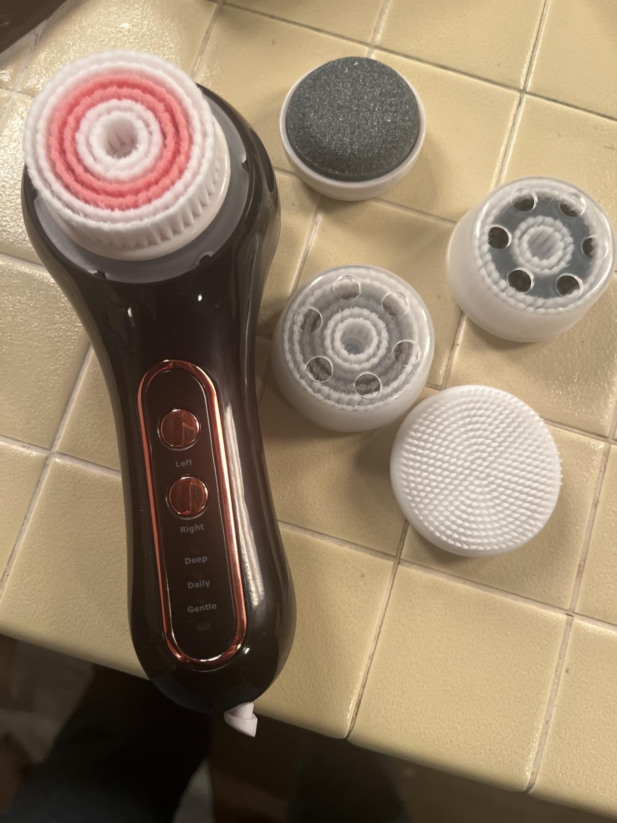 UMICKOO Rechargeable Rotating Face Scrubber customer photo 1