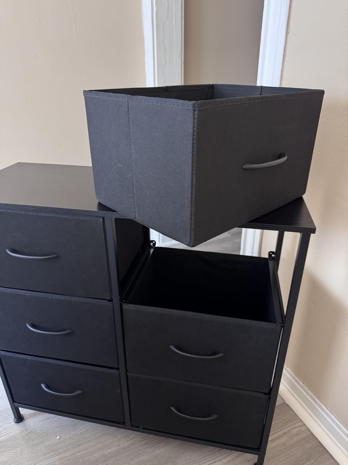 SONGMICS BELLAH Collection - Dresser for Bedroom, Chest of Drawers, Storage Organizer Unit, Closet, Entryway, Steel, 8 Drawers, Modern, Ebony Black ULGS124B01S customer photo 1