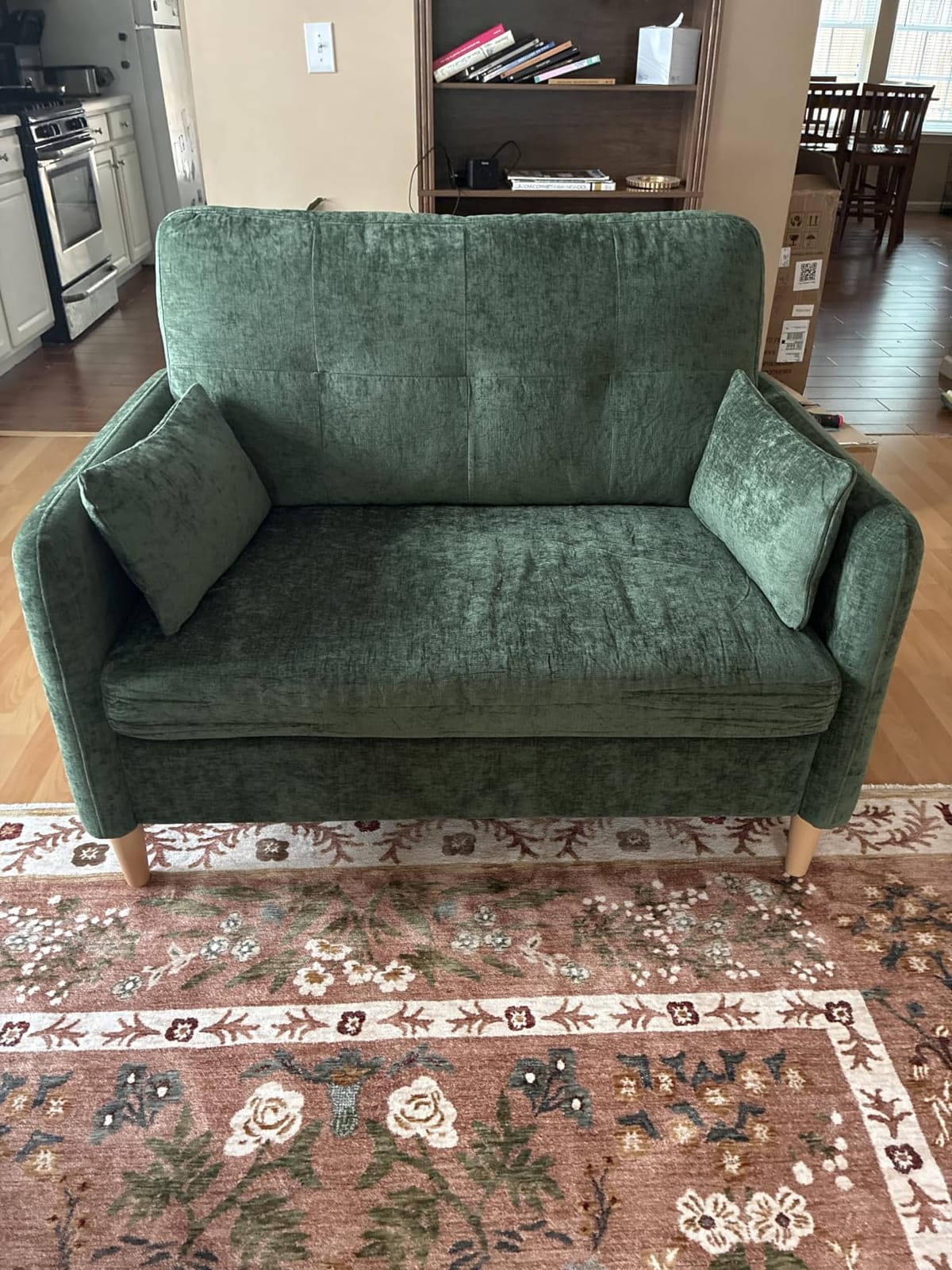 Hanherry Loveseat Sofa, 47” Small Couch for Living Room, Comfy Chenille Fabric Love Seat for Bedroom with Throw Pillow,Removable Cushion Cover,Couches for Small Space,Apartment,Dorm customer photo 2