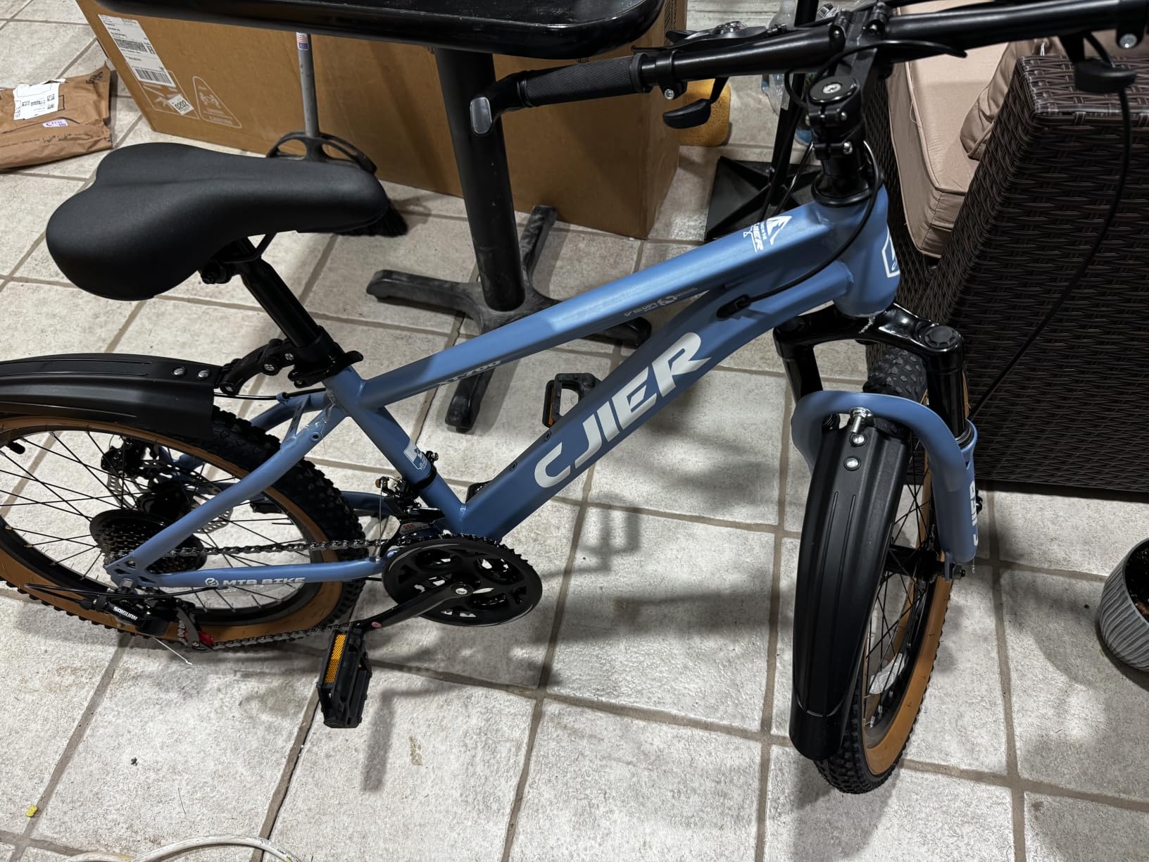 DEYGIA 24/26 inch Kids Mountain Bike, 21 Speeds Kids Bike for Boys/Girls, 2.125'' Tires MTB Bicycle with Suspension Fork, Disc Brakes, Internal Wiring Frame, Auxiliary Handle customer photo 2