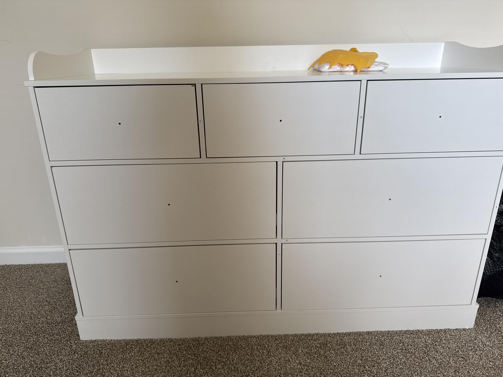 Vabches Kids Dresser Cabinet with 7 Drawers, Changing Table for Nursery, White Chest of Drawers, Baby Dresser, Kids Bedroom Furniture, Nightstand for Child’s Room, White customer photo 1