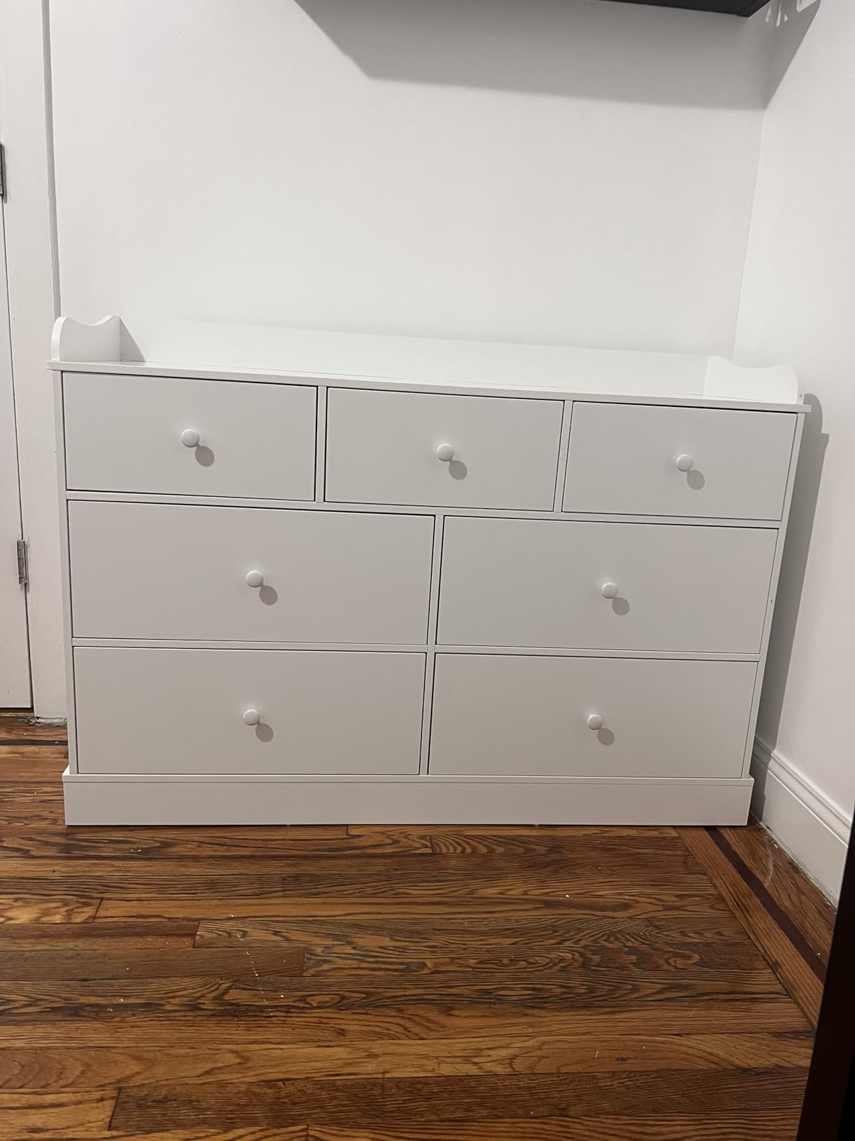 Vabches Kids Dresser Cabinet with 7 Drawers, Changing Table for Nursery, White Chest of Drawers, Baby Dresser, Kids Bedroom Furniture, Nightstand for Child’s Room, White customer photo 2