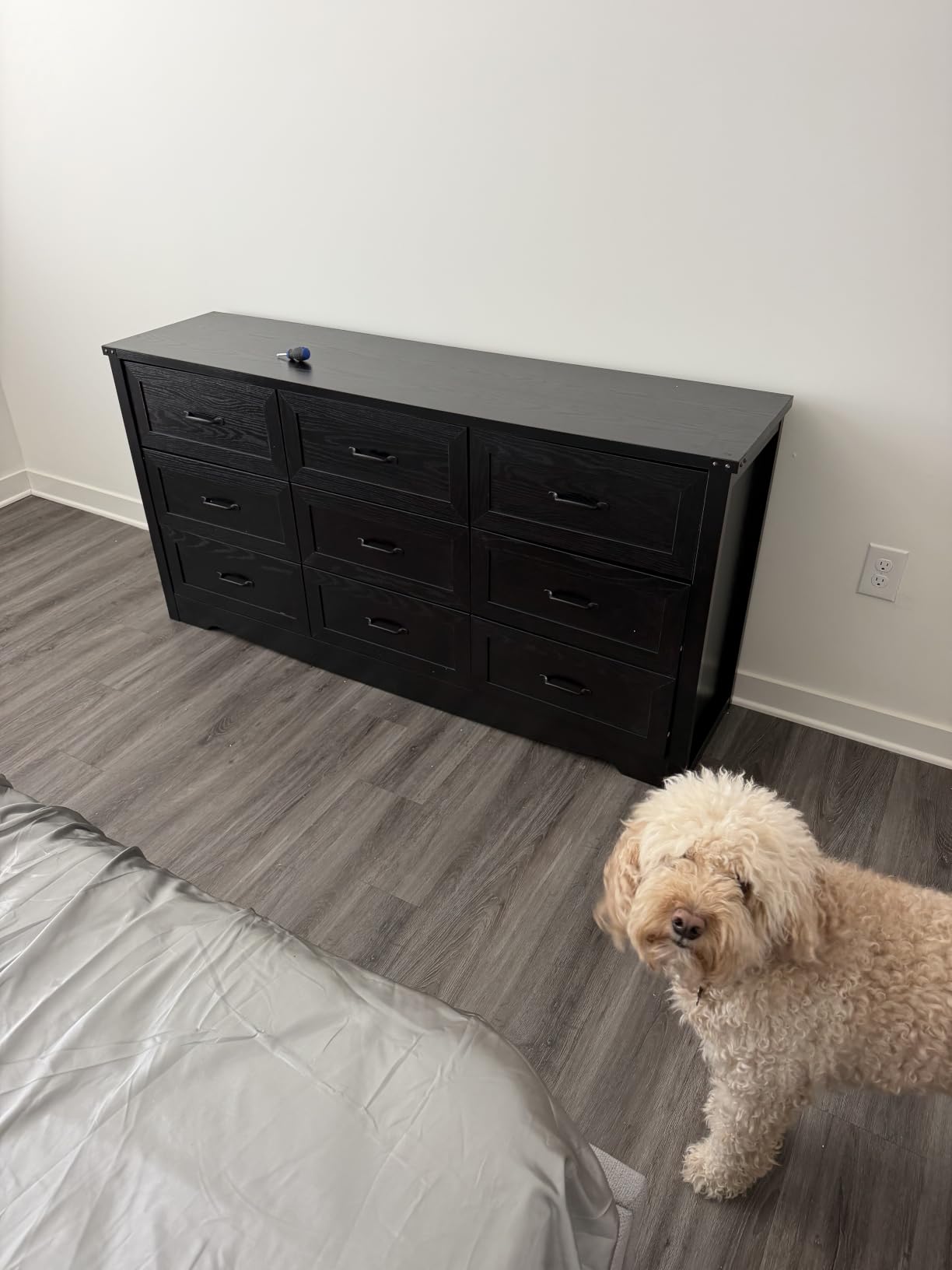 BORNOON Tall 6-Drawer Dresser for Bedroom, Modern Wooden Chest of Drawers with Metal Handles, Anti-Tipping Design, Sturdy and Stable Storage Organizer for Living Room, Entryway, Home Office customer photo 1